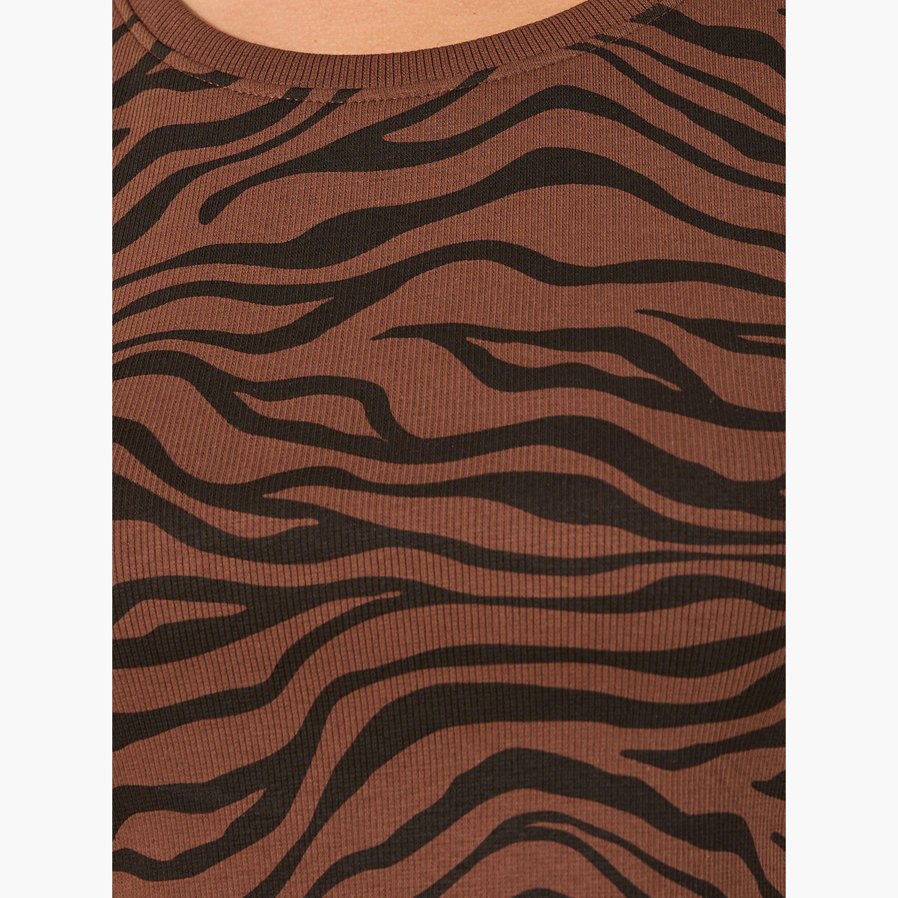 Styli Animal Printed  Sleeveless Tank Top-women-clothing-tshirts-image-3