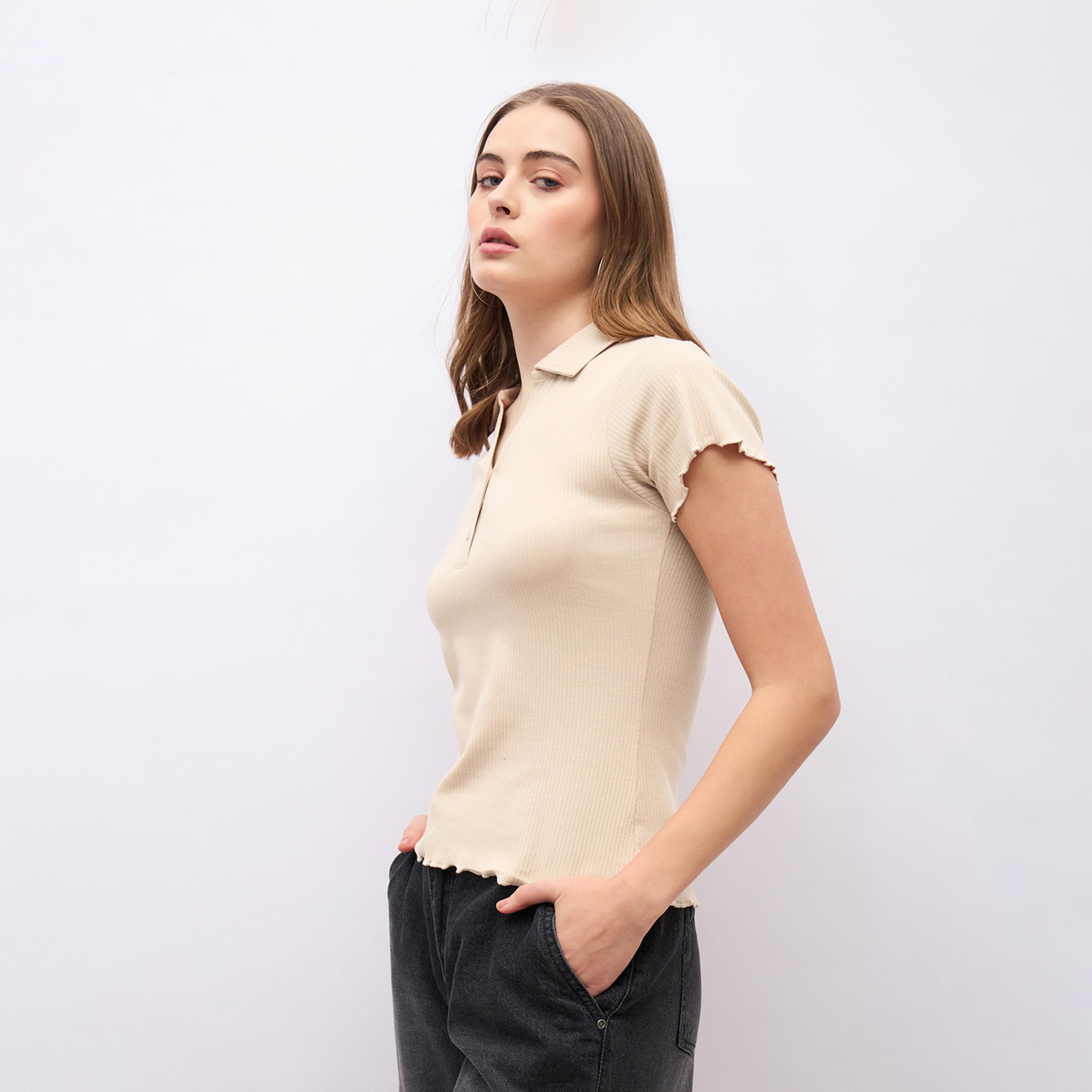 Styli Ribbed Lettuce Edge Detail Regular Fit Polo T-Shirt-women-clothing-tshirts-image-3