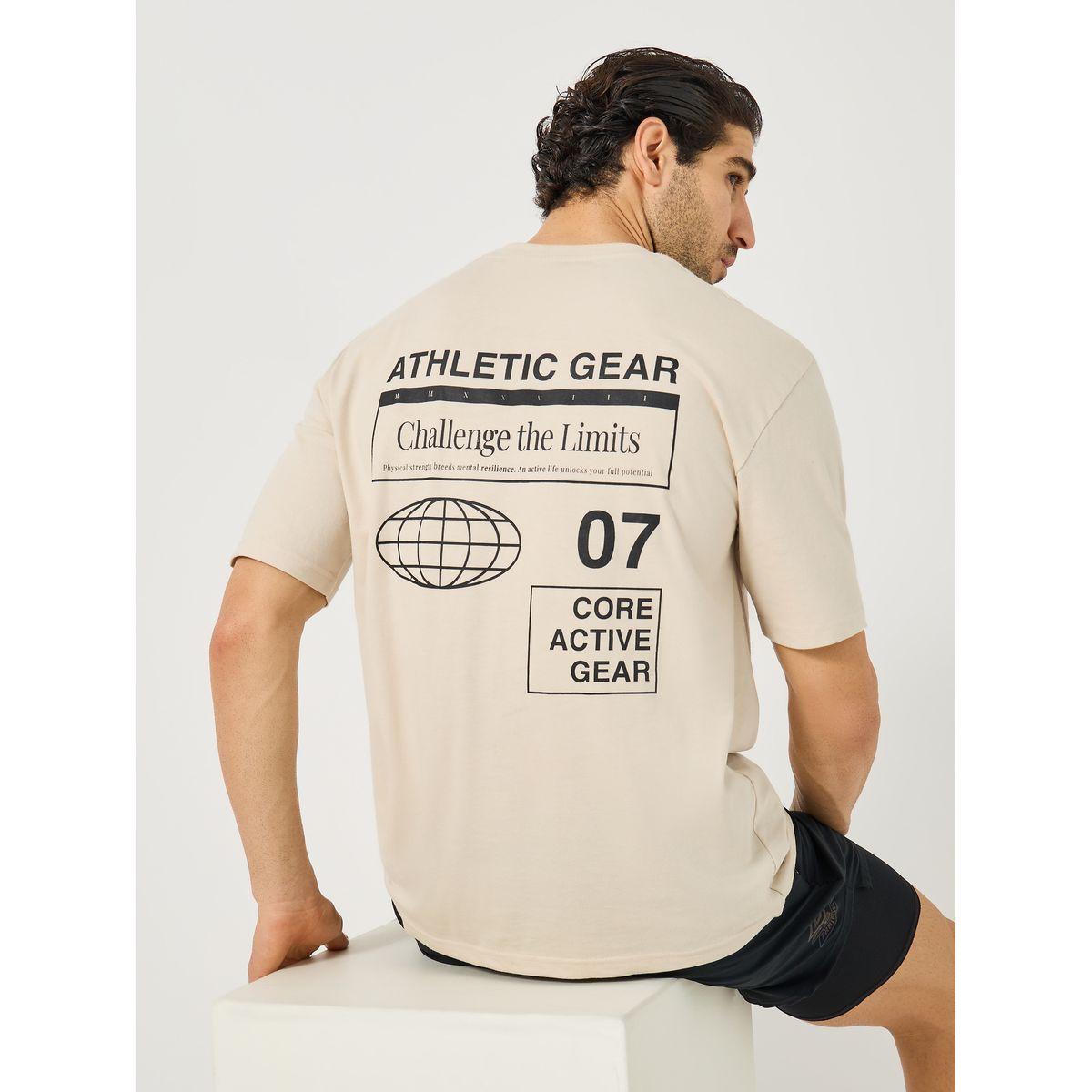 تيشيرت فضفاض بطبعة جرافيك-men-clothing-sportswearandactivewear-tshirtsandpolos-image-1