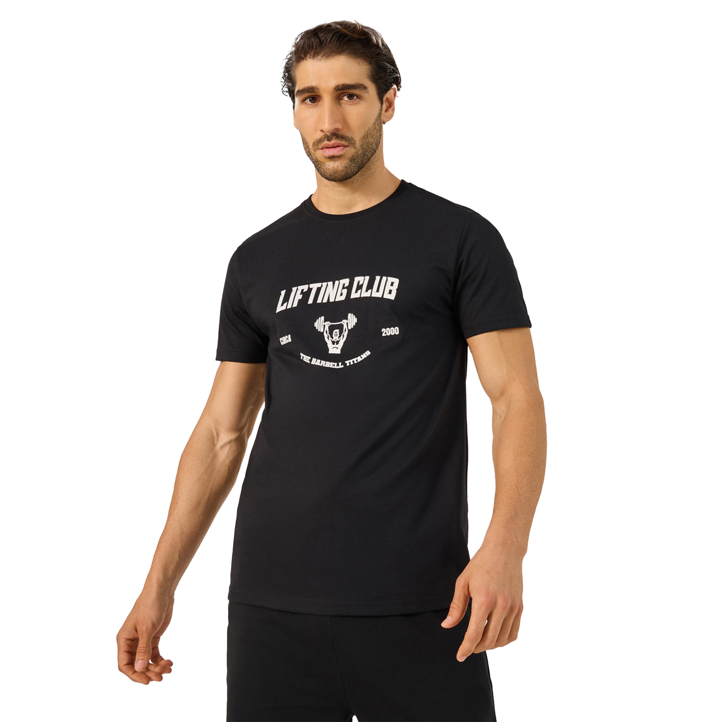 ستايلي - تي شيرت بقصّة عادية ورقبة دائرية وطبعة جرافيكية-men-clothing-sportswearandactivewear-tshirtsandpolos-image-1