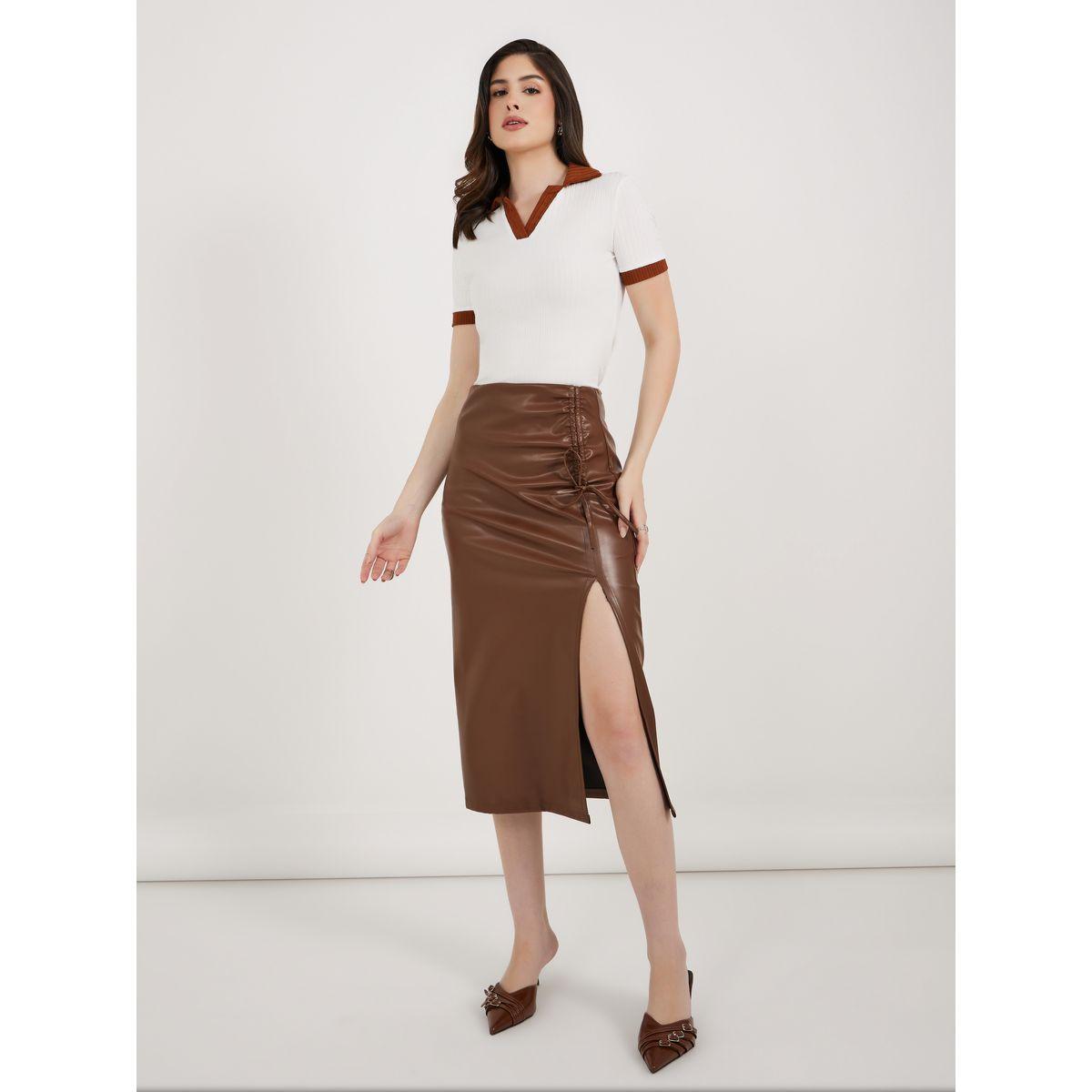 تيشيرت بياقة بولو وتفاصيل مضلعة مع حواف متباينة-women-clothing-tshirts-image-2