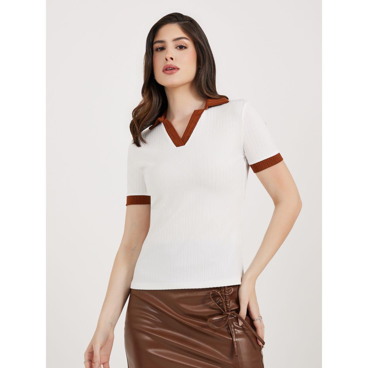 تيشيرت بياقة بولو وتفاصيل مضلعة مع حواف متباينة-women-clothing-tshirts-image-3