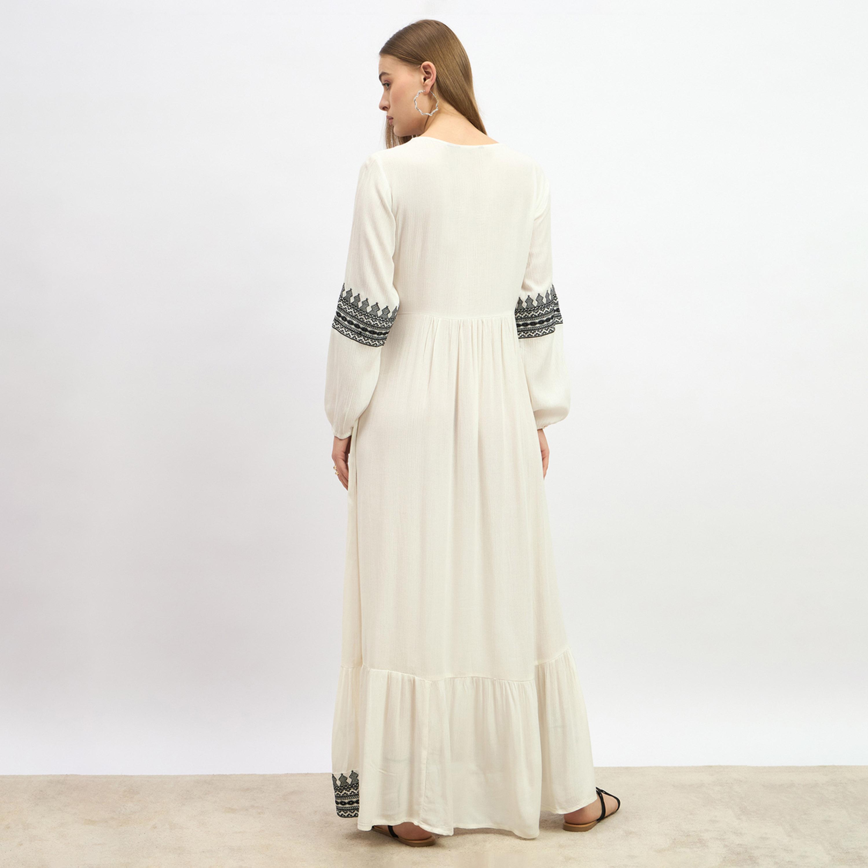 ستايلي - فستان ماكسي مطرز بأكمام ذات أساور وقصة A-women-clothing-dresses-image-5