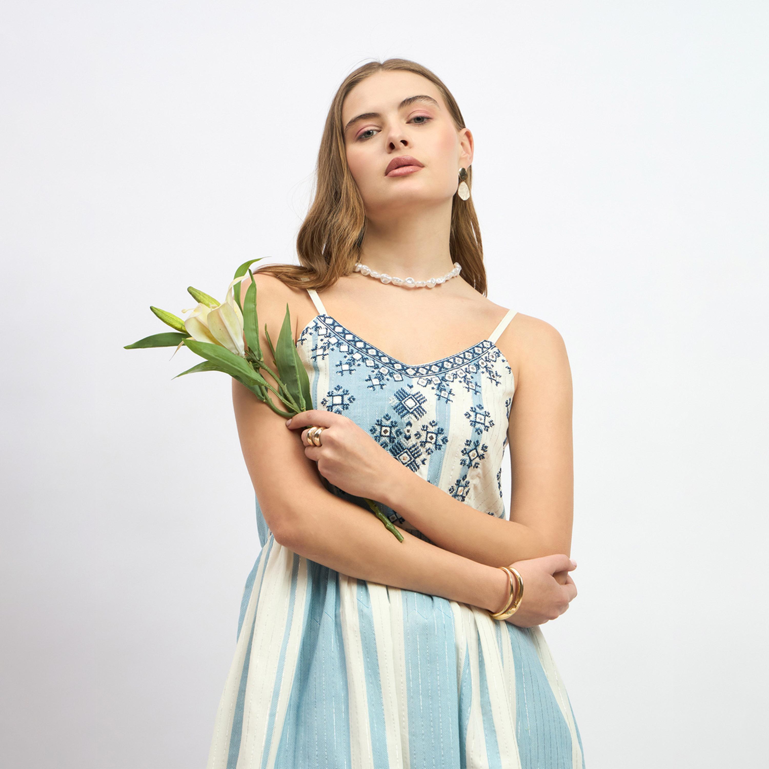ستايلي - فستان متوسط الطول مخطط بأشرطة وقصة A-women-clothing-dresses-image-6