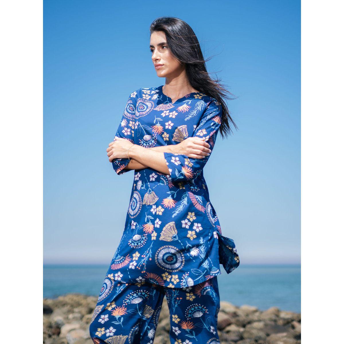 طقم منسق من بنطال وبلوزة مطبعة بالكامل-women-clothing-coordsets-image-3