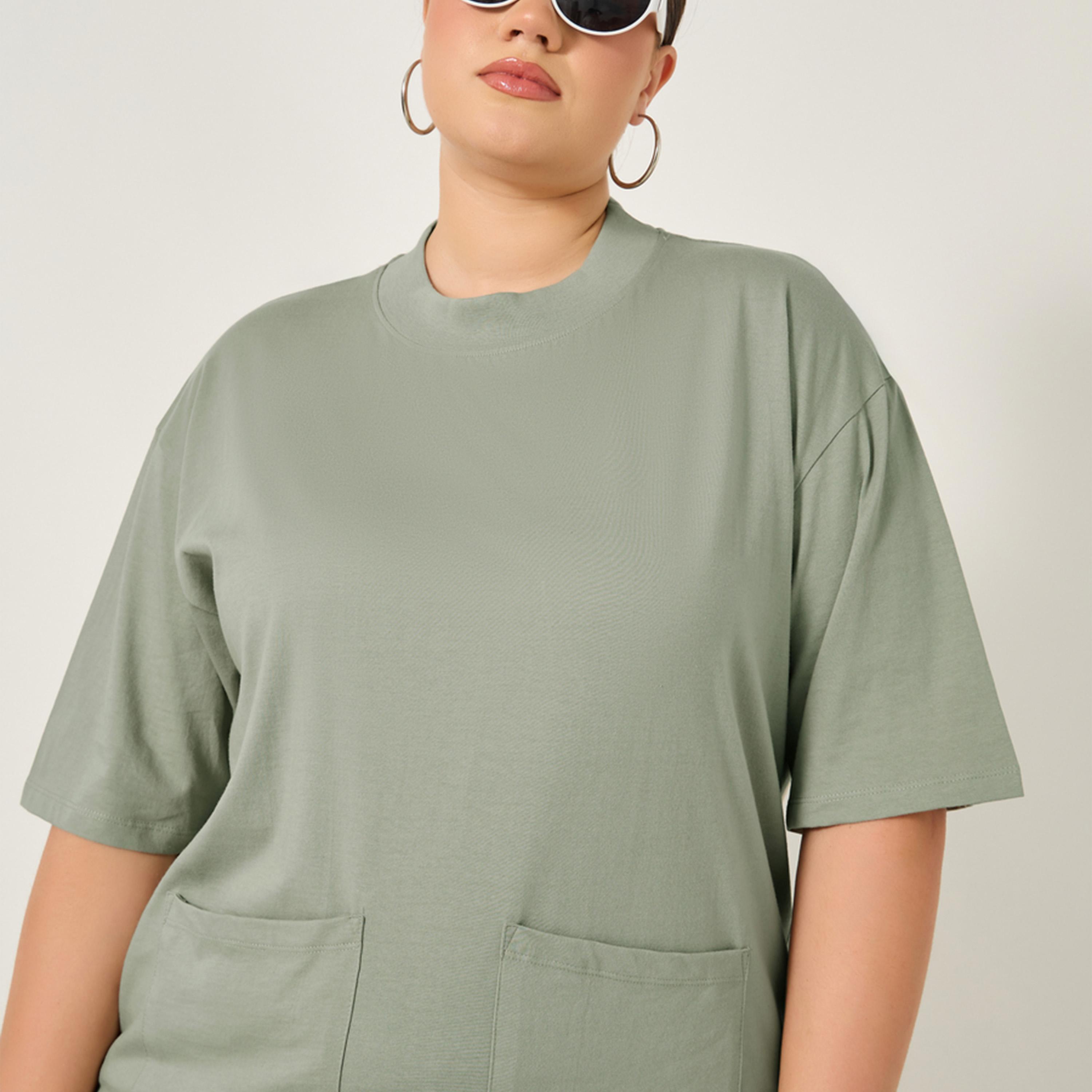 Styli Plus Size Round Neck Oversized T-Shirt with Utility Pockets-women-clothing-nightwear-pyjamas-tops-image-5