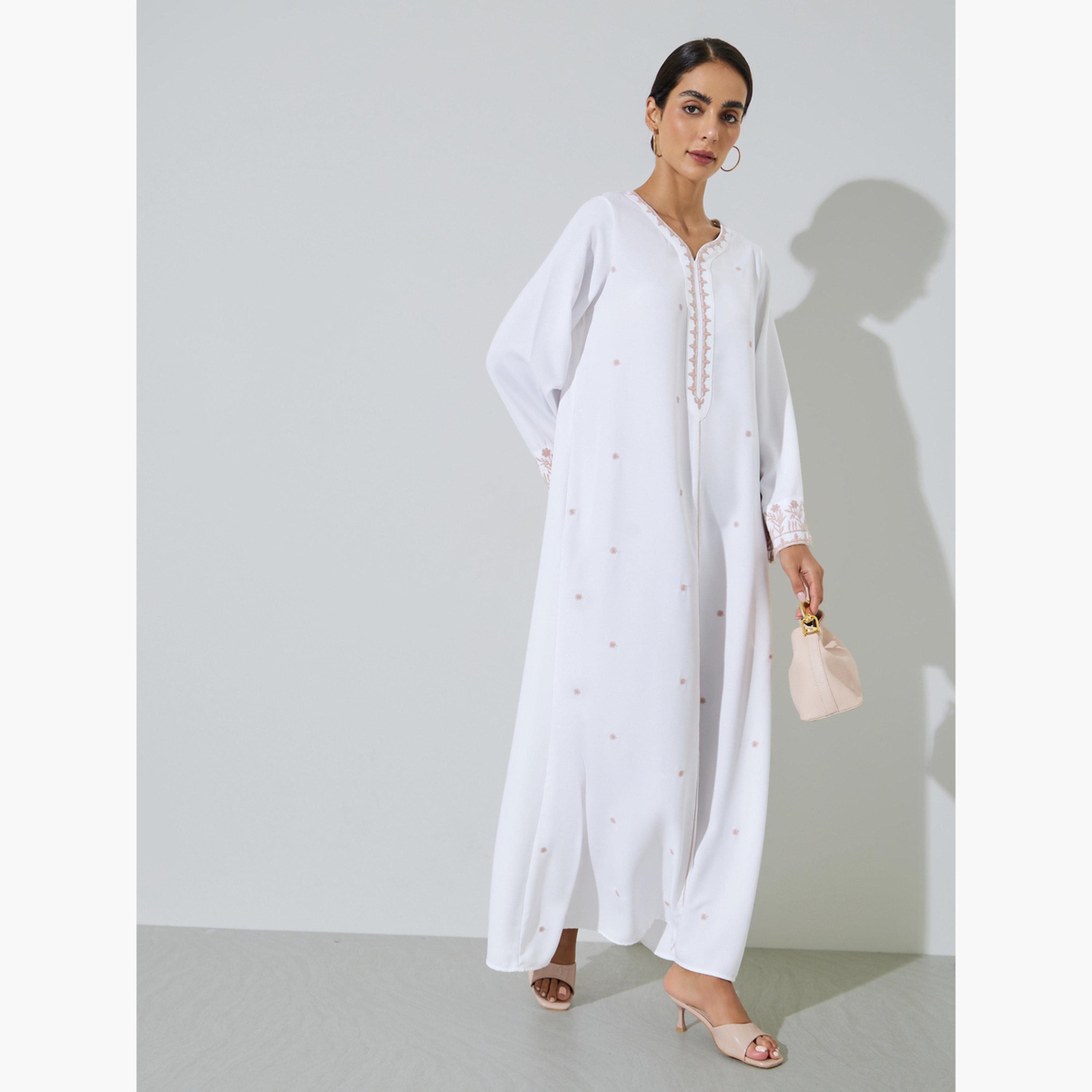 Amirah X Styli White Embroidered V Neck Jalabiya-women-arabicclothing-jalabiyas-image-2