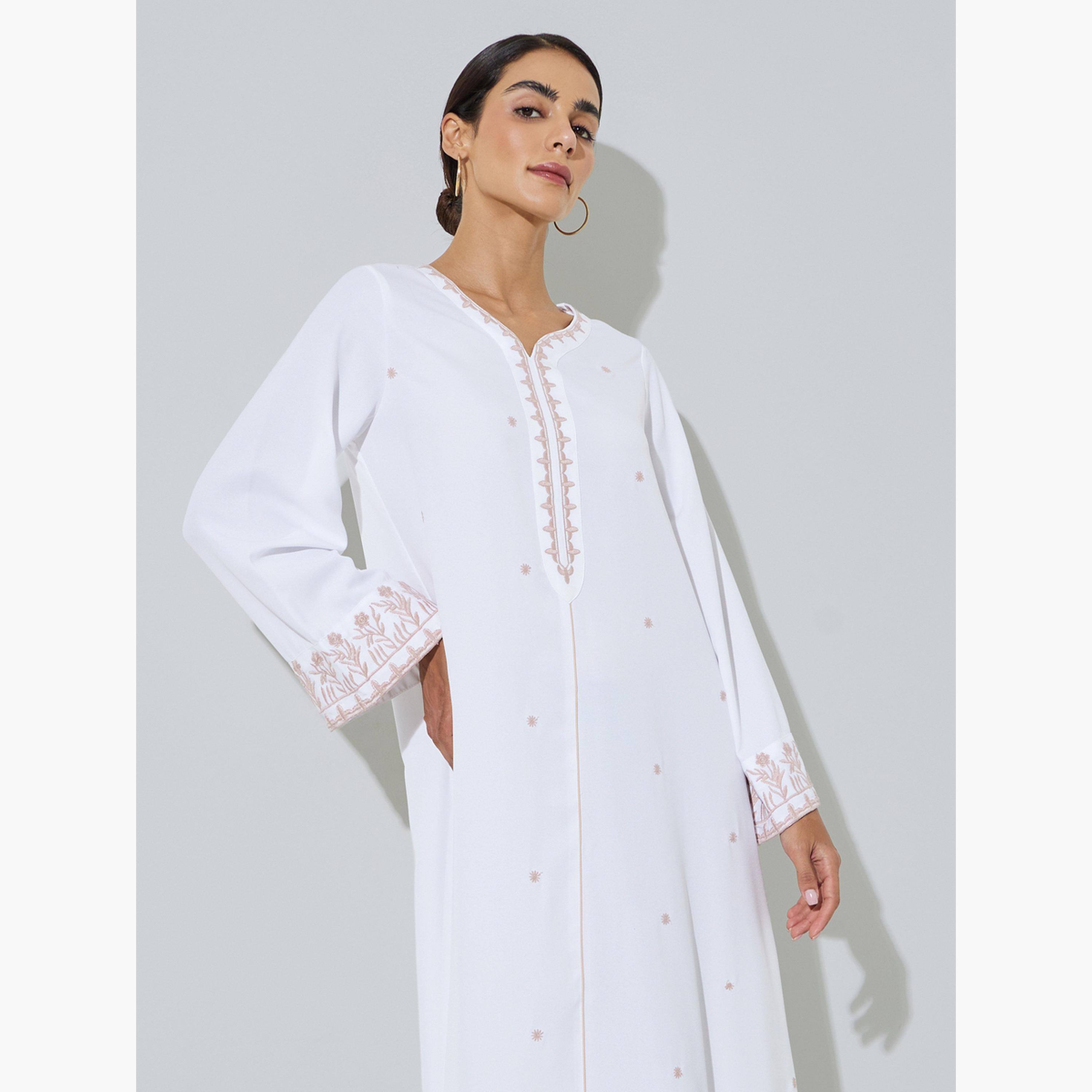 Amirah X Styli White Embroidered V Neck Jalabiya-women-arabicclothing-jalabiyas-image-3