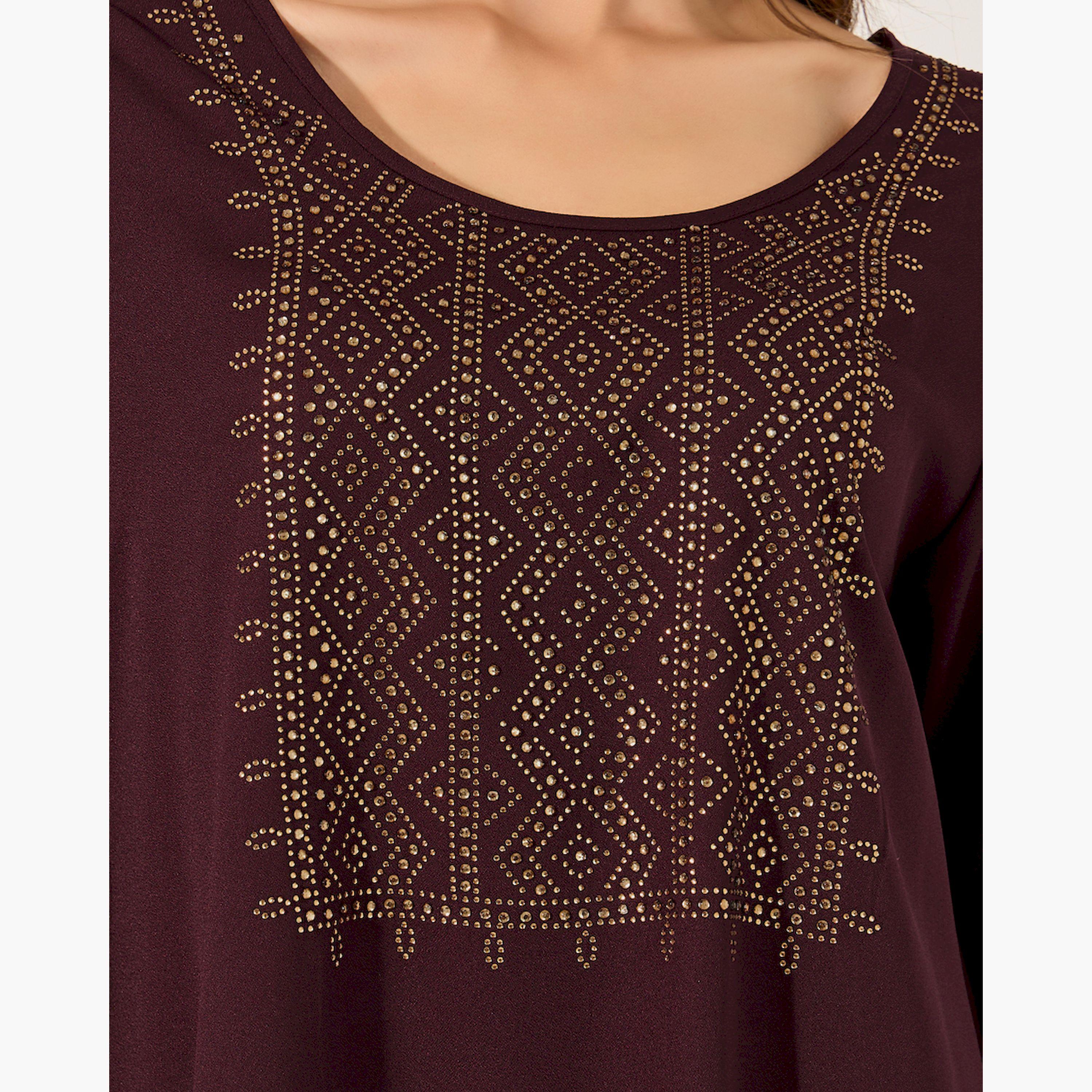 ستايلي - جلابية مزينة بفتحة رقبة دائرية وقصة A-women-arabicclothing-jalabiyas-image-4