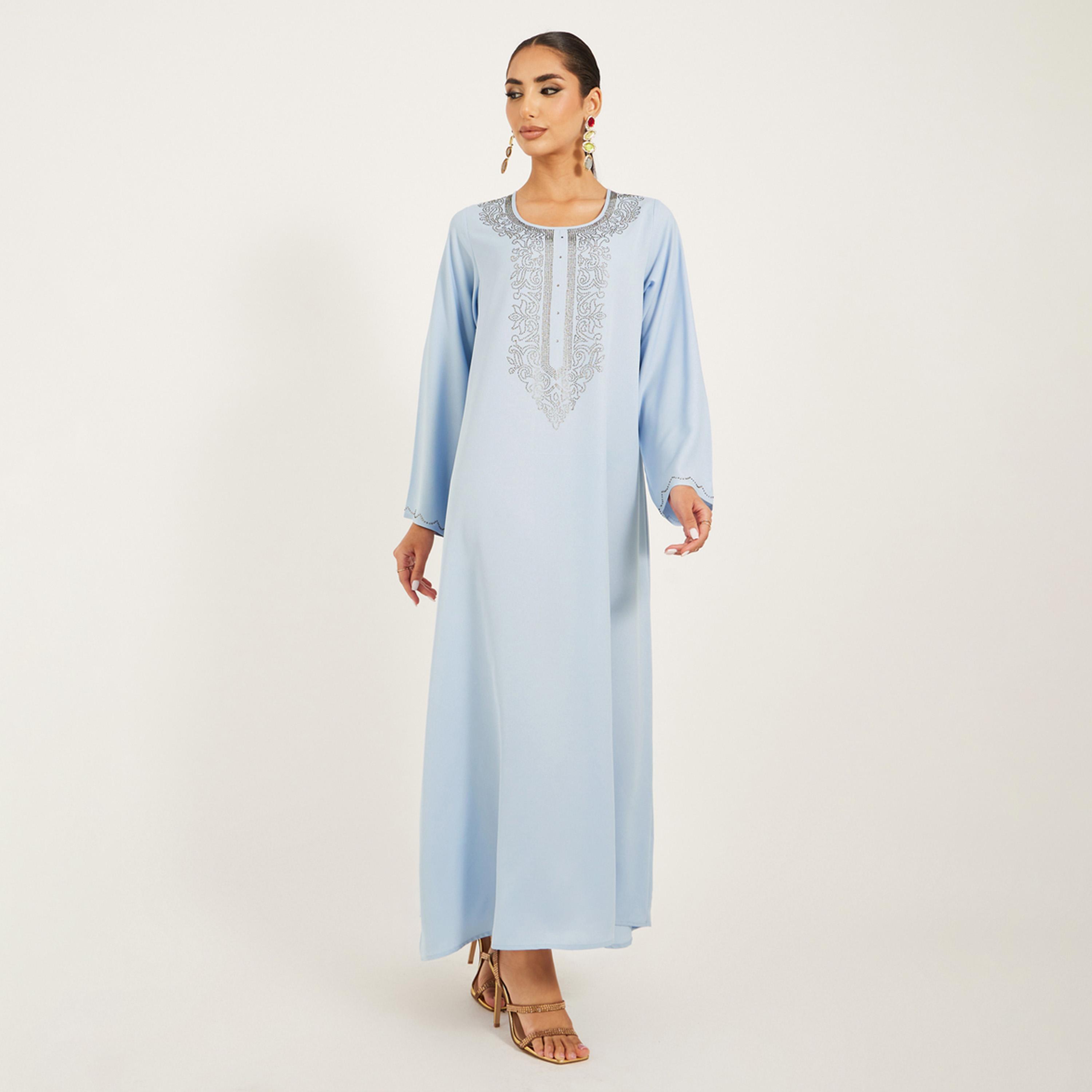 أميرة x ستايلي جلابية بتفاصيل مُنمقة مع ياقة عميقة-women-arabicclothing-jalabiyas-image-2