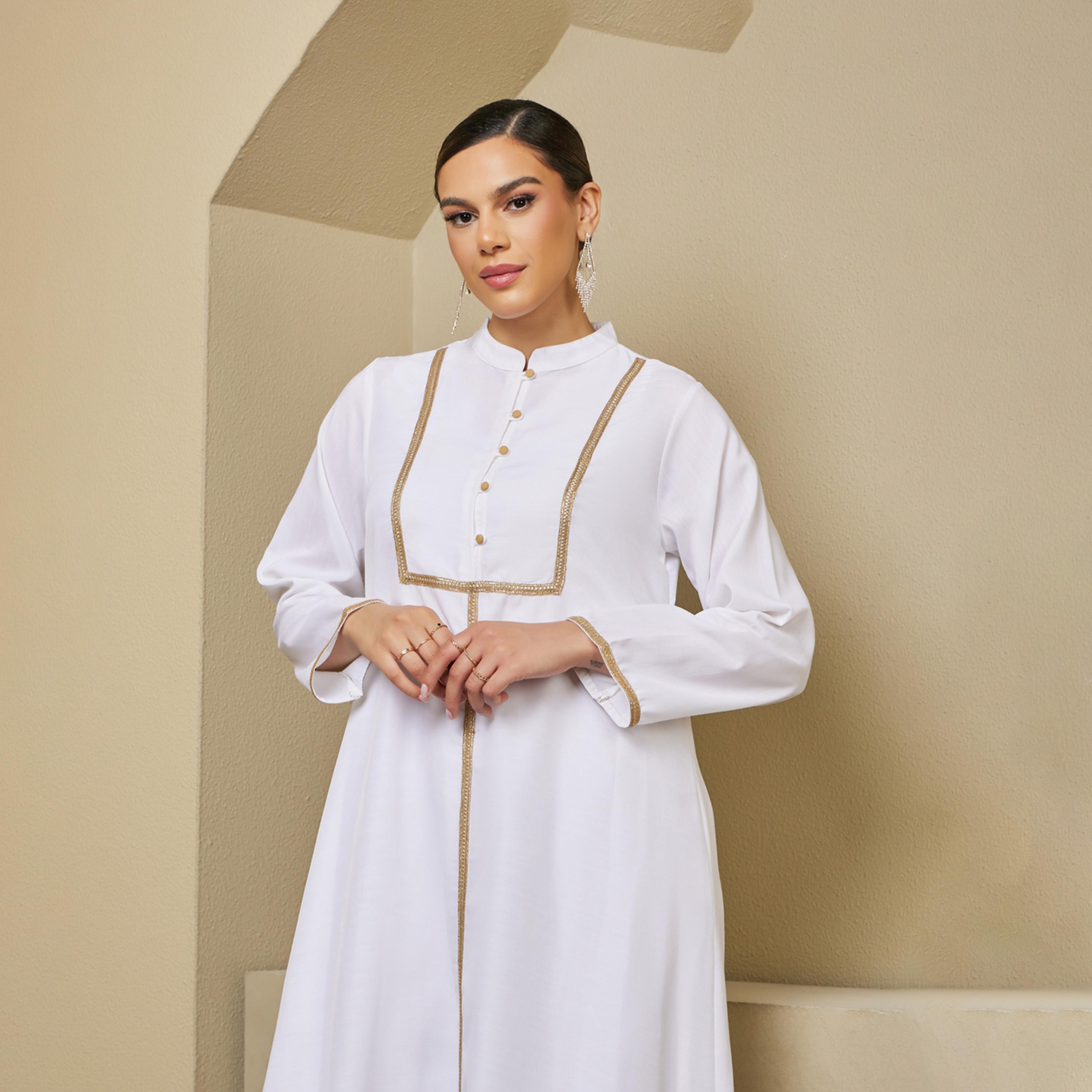 أميرة x ستايلي جلابية بتفاصيل دانتيل وياقة ماندارين مع أزرار-women-arabicclothing-jalabiyas-image-4