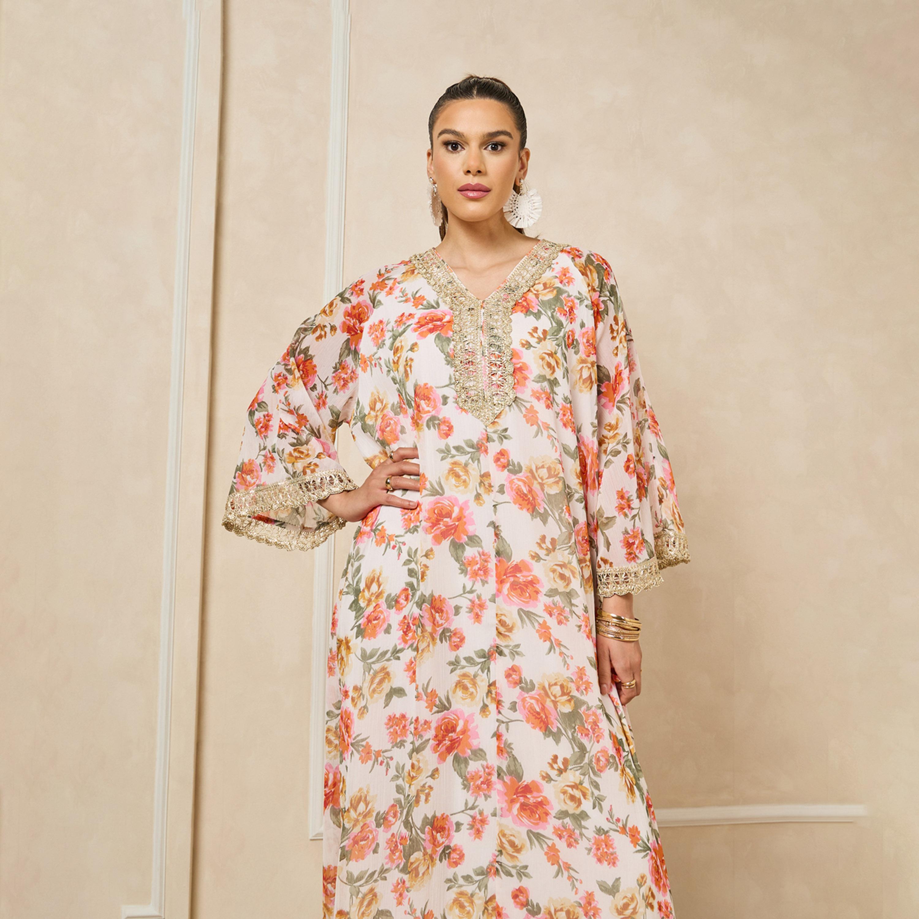 ستايلي - جلابية برقبة على شكل V وحواف من الدانتيل وطبعة زهور-women-arabicclothing-jalabiyas-image-3