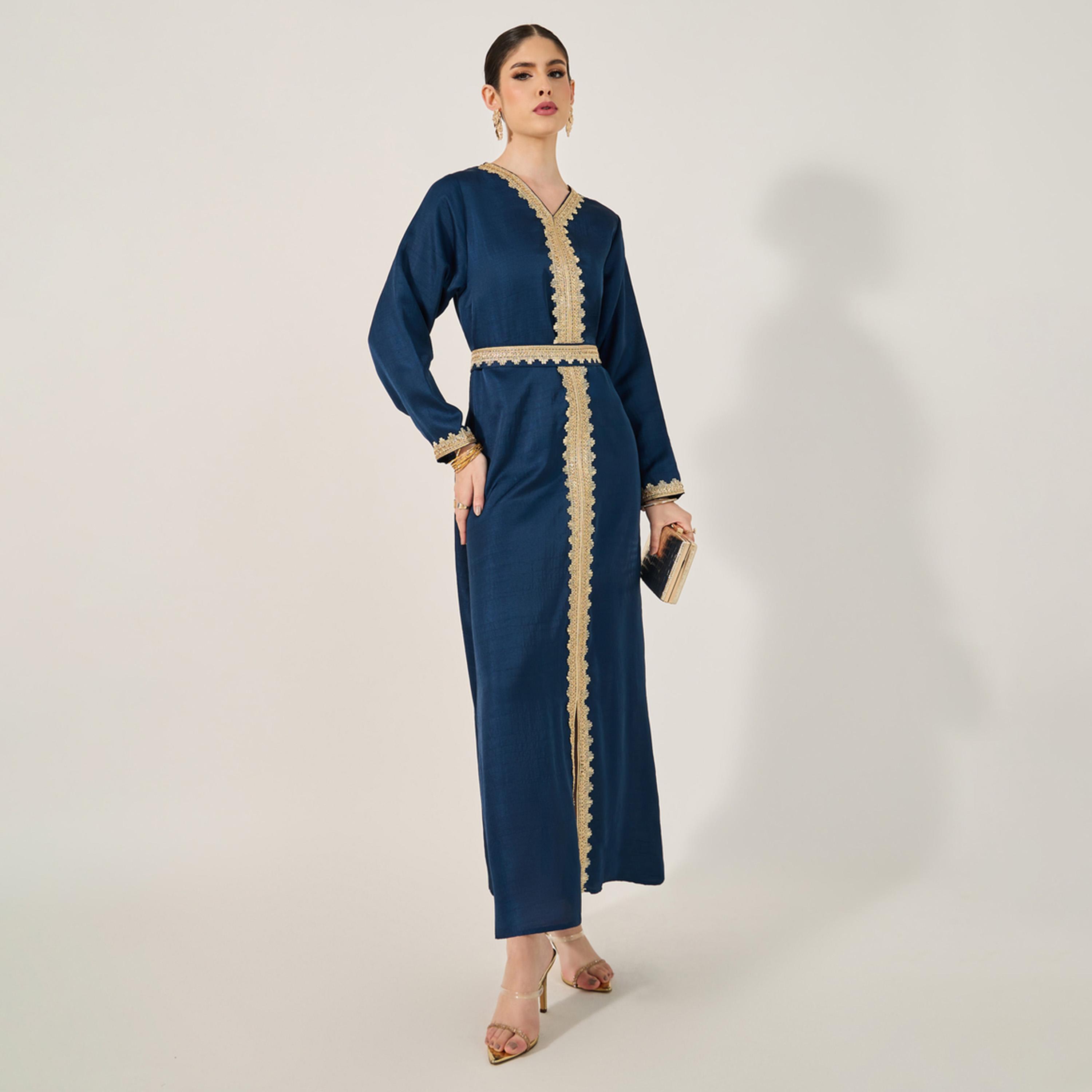 ستايلي - قفطان بحزام ورقبة على شكل V وتفاصيل دانتيل-women-arabicclothing-kaftan-image-2