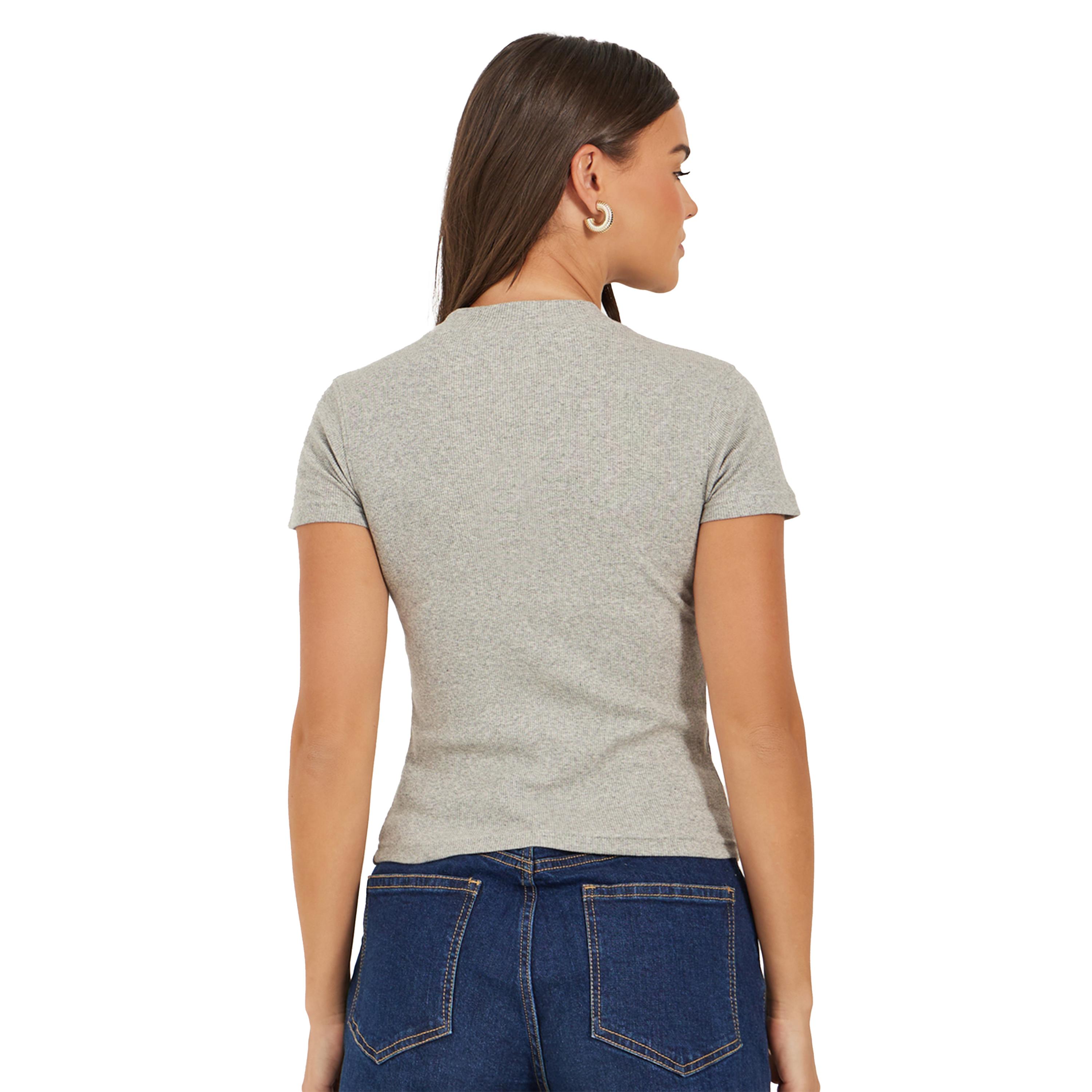 ستايلي - تي شيرت مضلع رقبة مستديرة وأكمام قصيرة-women-clothing-tshirts-image-5