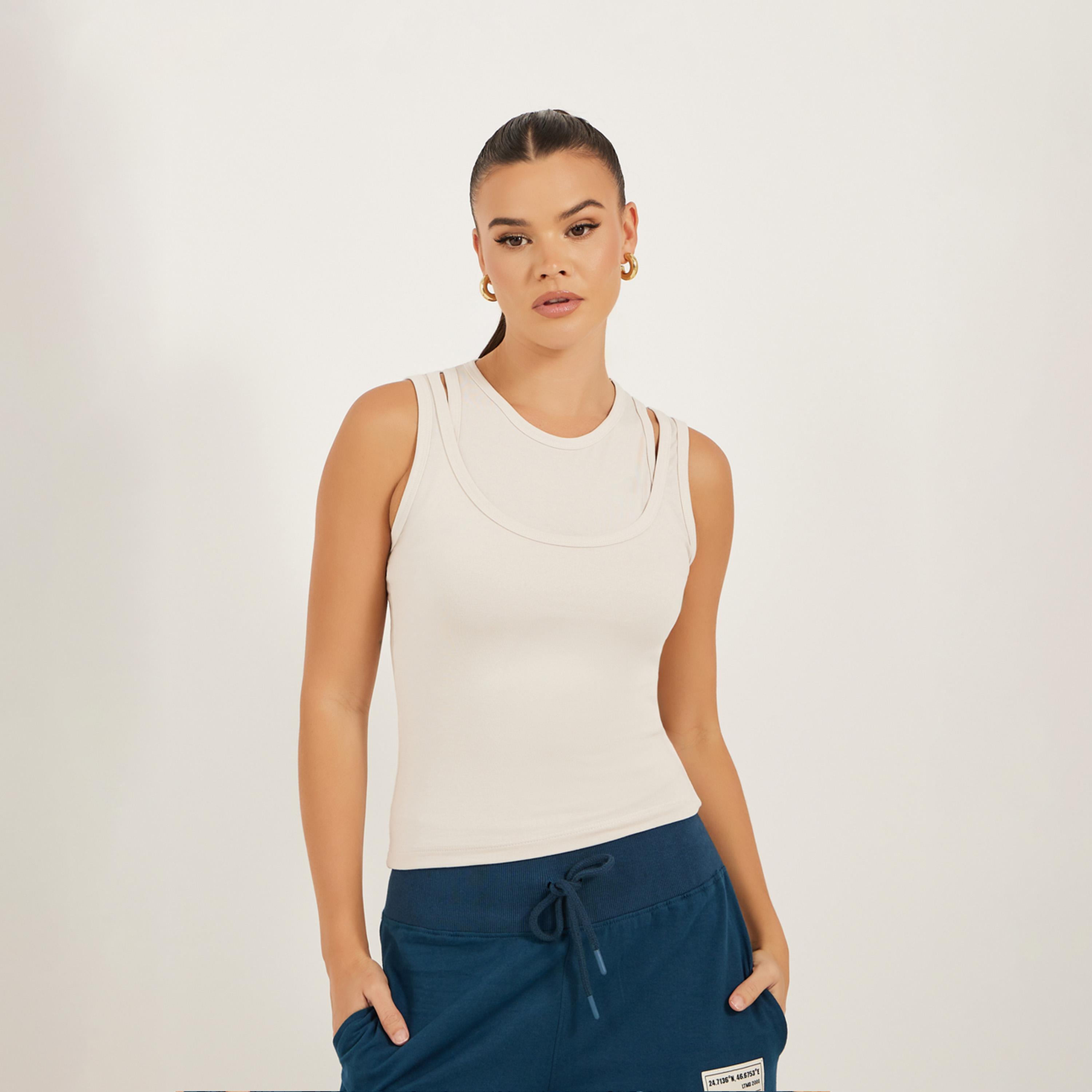 ستايلي - بلوزة سادة بدون اكمام ملائمة للجسم-women-clothing-tshirts-image-1