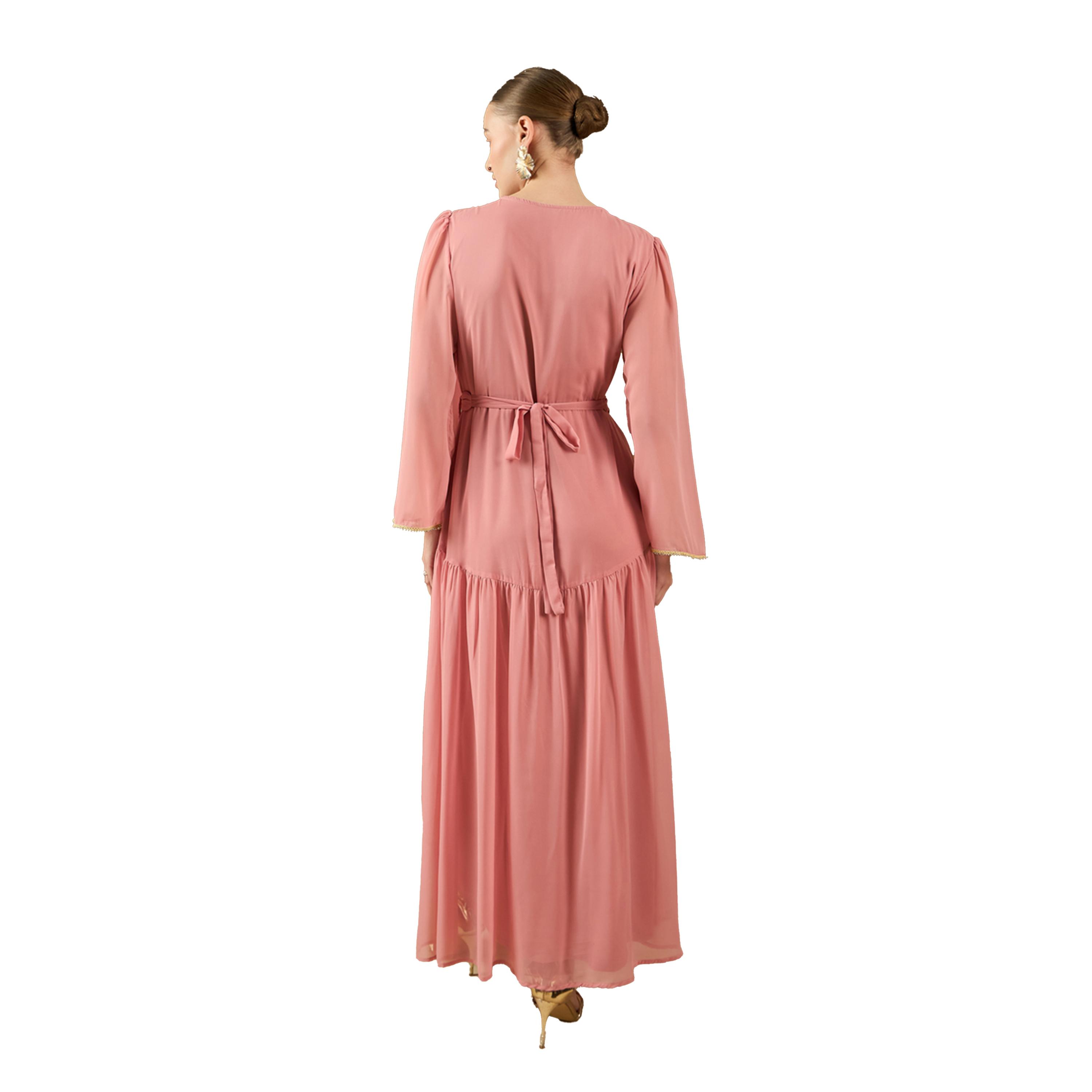 Amirah X Styli Embroidered Pleated V-Neck Kaftan with Belt-women-arabicclothing-kaftan-image-5