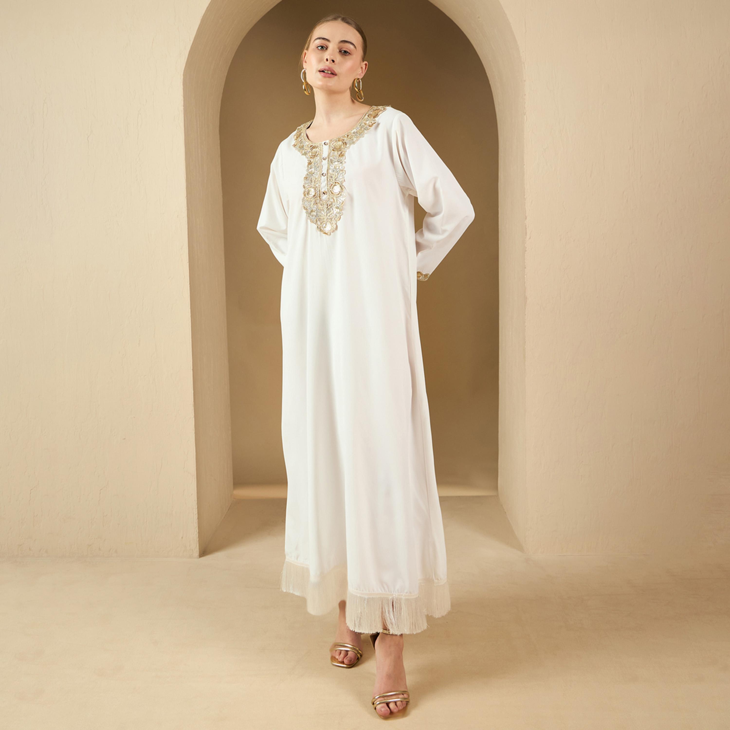 ستايلي - جلابية بقصة A مع رقبة دائرية وإضافات من الدانتيل-women-arabicclothing-jalabiyas-image-2