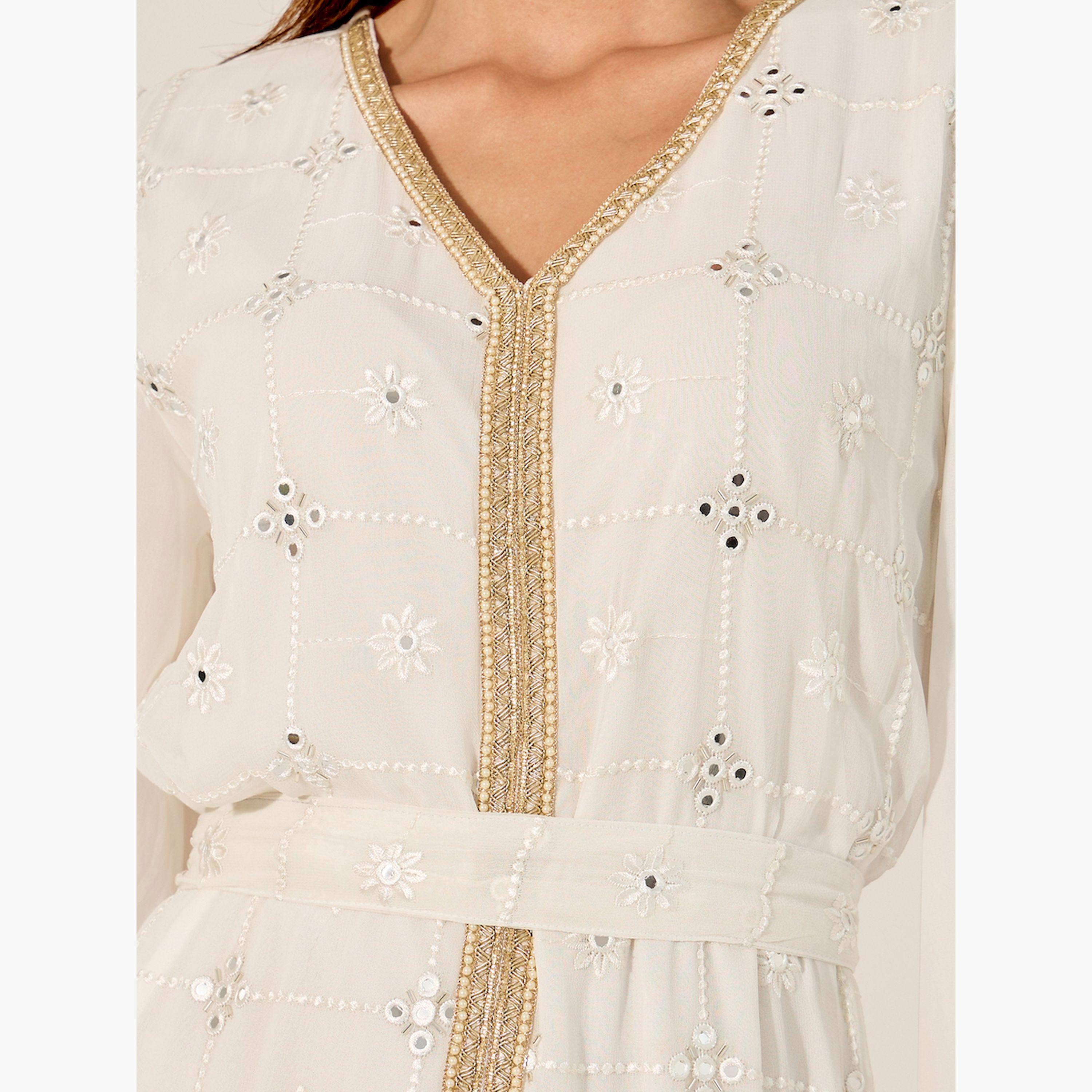 أميرة x ستايلي قفطان شيفلي بتفاصيل مُجمعة ودانتيل-women-arabicclothing-kaftan-image-4