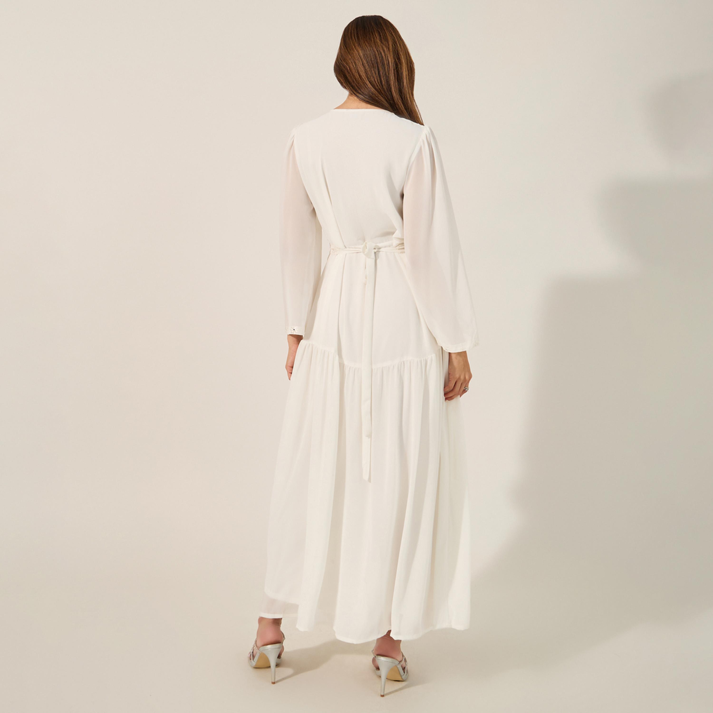 Amirah X Styli Schiffli Lace Insert V-Neck Gathered Detail Kaftan-women-arabicclothing-kaftan-image-5