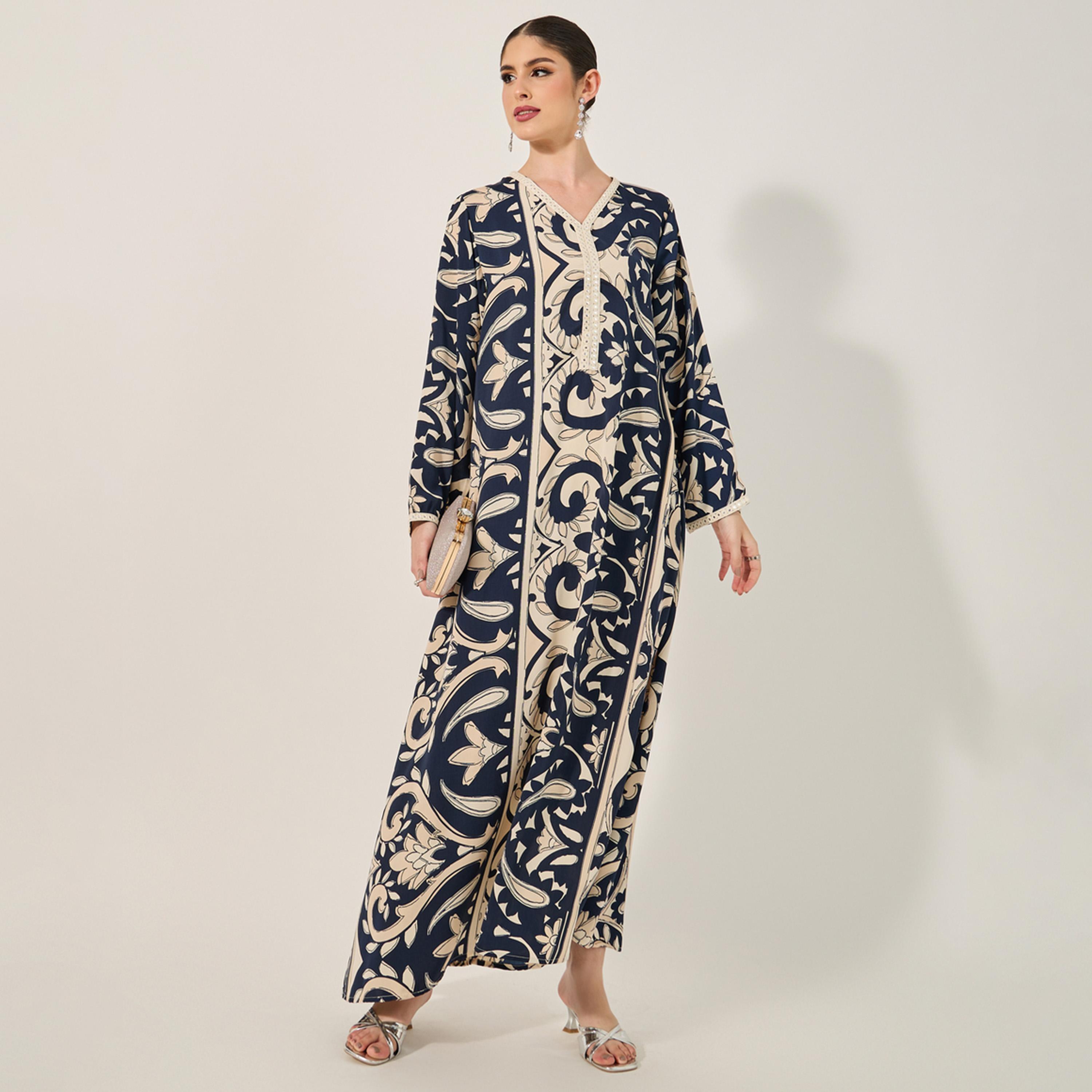 Amirah X Styli All-Over Print Embroidered V-Neck A-Line Jalabiya-women-arabicclothing-jalabiyas-image-2