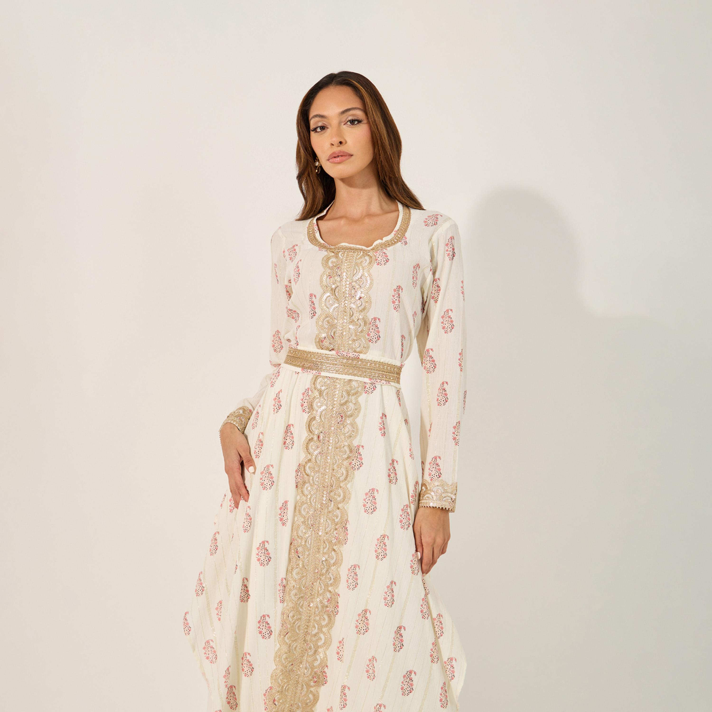 Styli Printed Round Neck Lace Insert Belted Kaftan-women-arabicclothing-kaftan-image-3