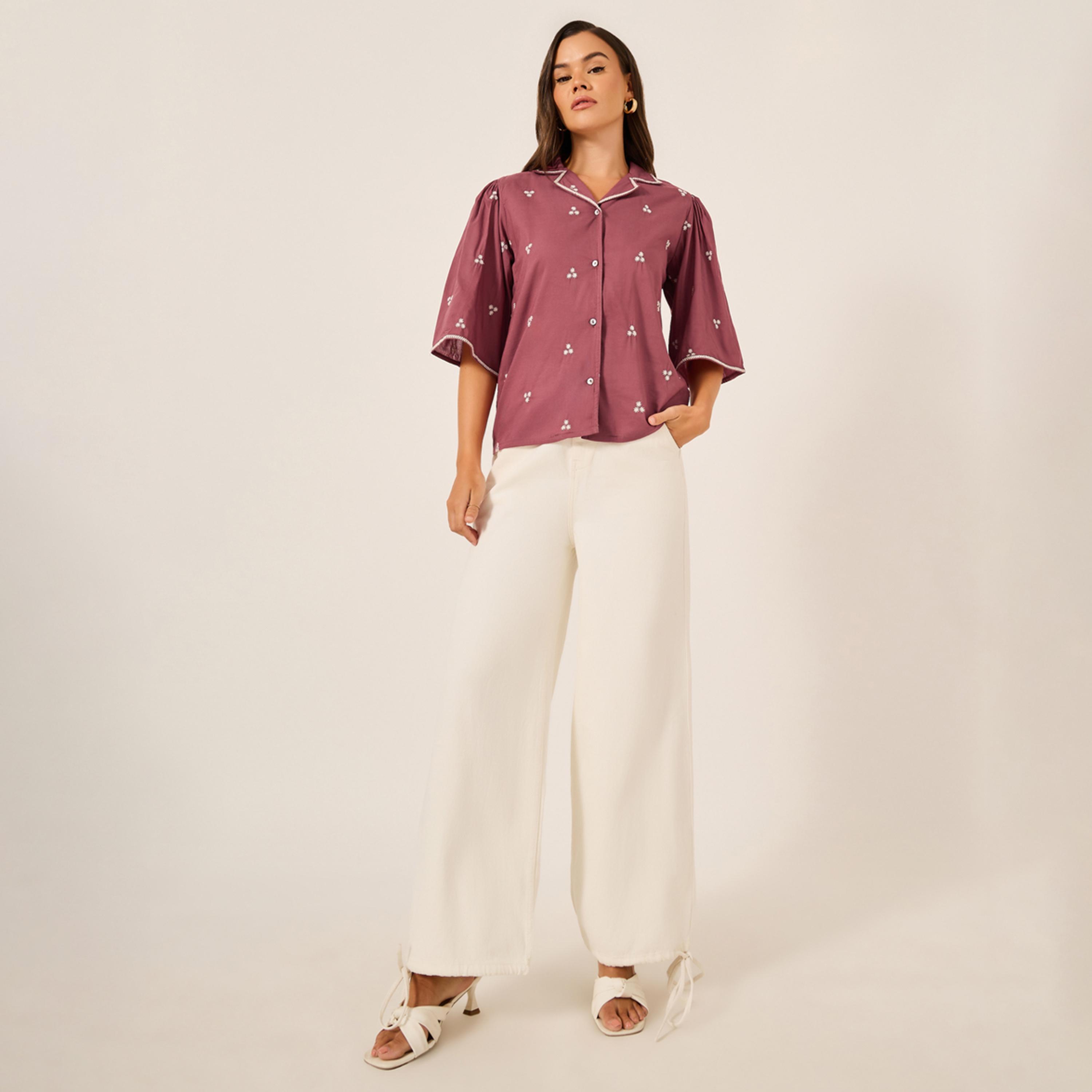 ستايلي - بلوزة مطرزة بفتحة صدر وأزرار وأكمام واسعة-women-clothing-shirtsandblouses-blouses-image-2