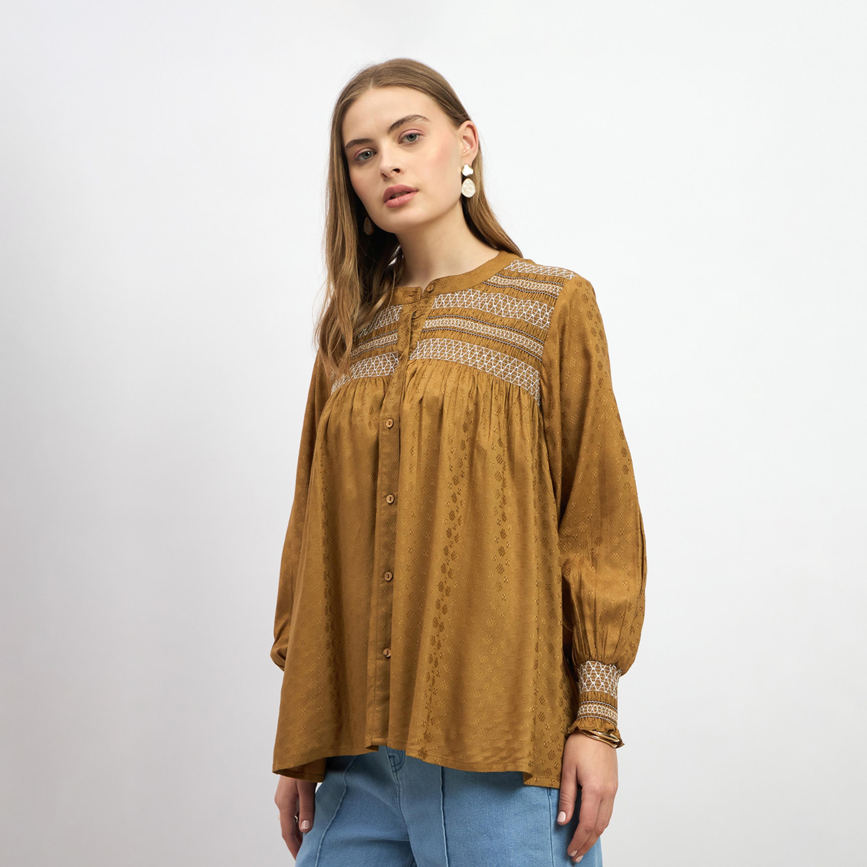 ستايلي - بلوزة بأكمام منفوخة مطرزة بتفاصيل مجمعة-women-clothing-shirtsandblouses-blouses-image-3