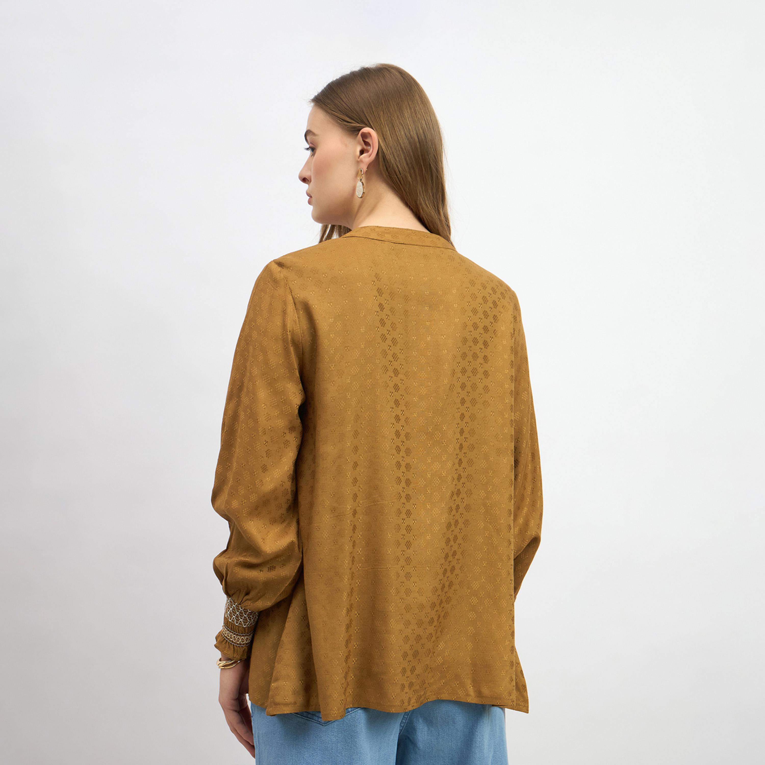 ستايلي - بلوزة بأكمام منفوخة مطرزة بتفاصيل مجمعة-women-clothing-shirtsandblouses-blouses-image-5