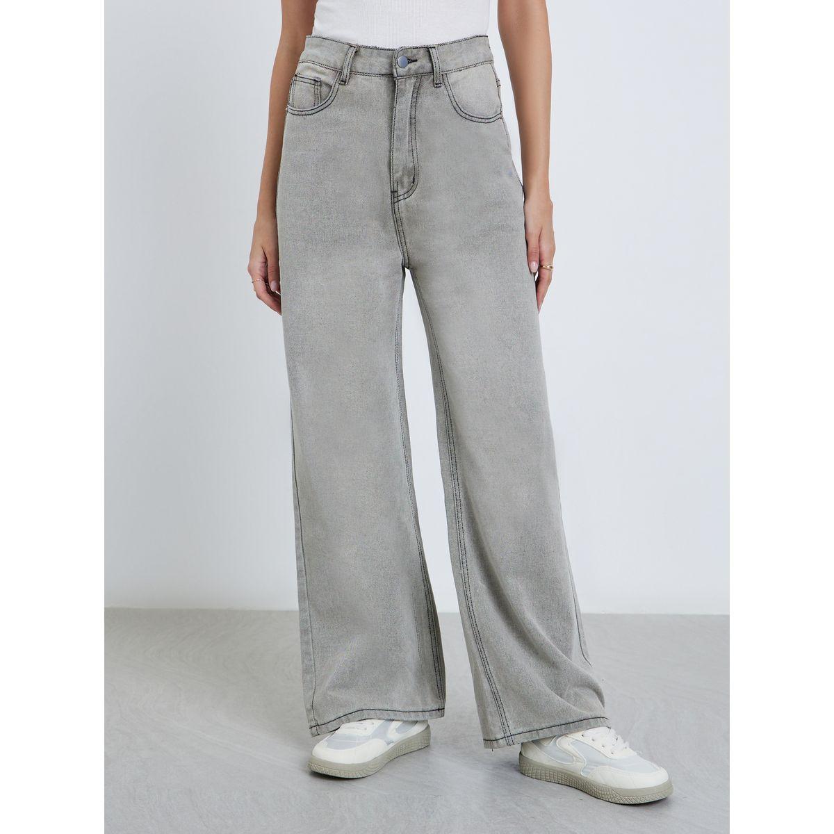 بنطال جينز بخصر عالي وقصة أرجل مستقيمة-women-clothing-bottoms-jeans-image-2