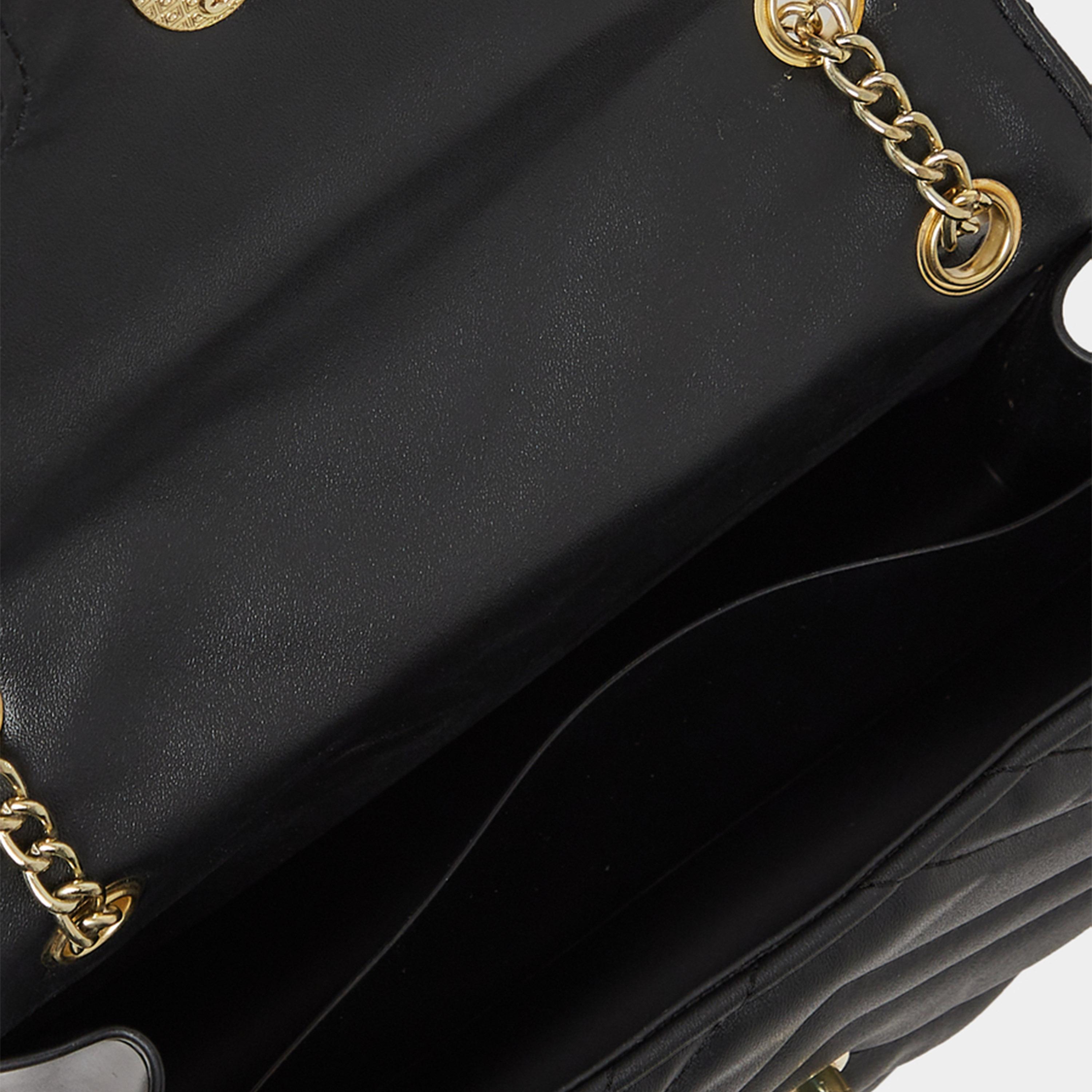 ستايلي - حقيبة كروس بودي مبطنة بلمسات معدنية مع حزام سلسلة-women-bagsandwallets-handbags-image-5