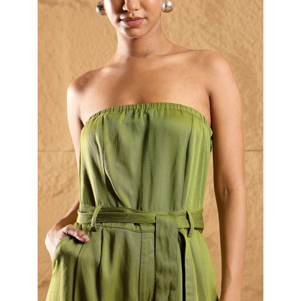 جمبسوت بنسيج تويل وياقة باندو مع جيوب وحزام ساسافراس × ستايلي-women-clothing-jumpsuits-image-4