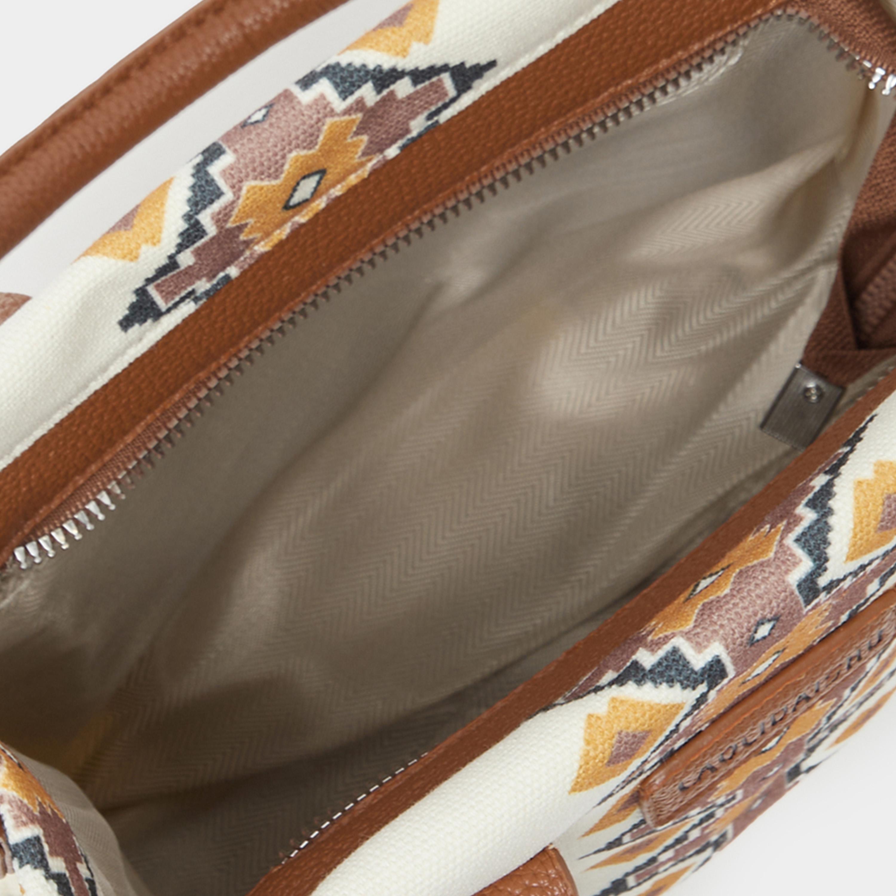 ستايلي - حقيبة يد بطبعة بوهو مع حزام قابل للتعديل-women-bagsandwallets-handbags-image-6