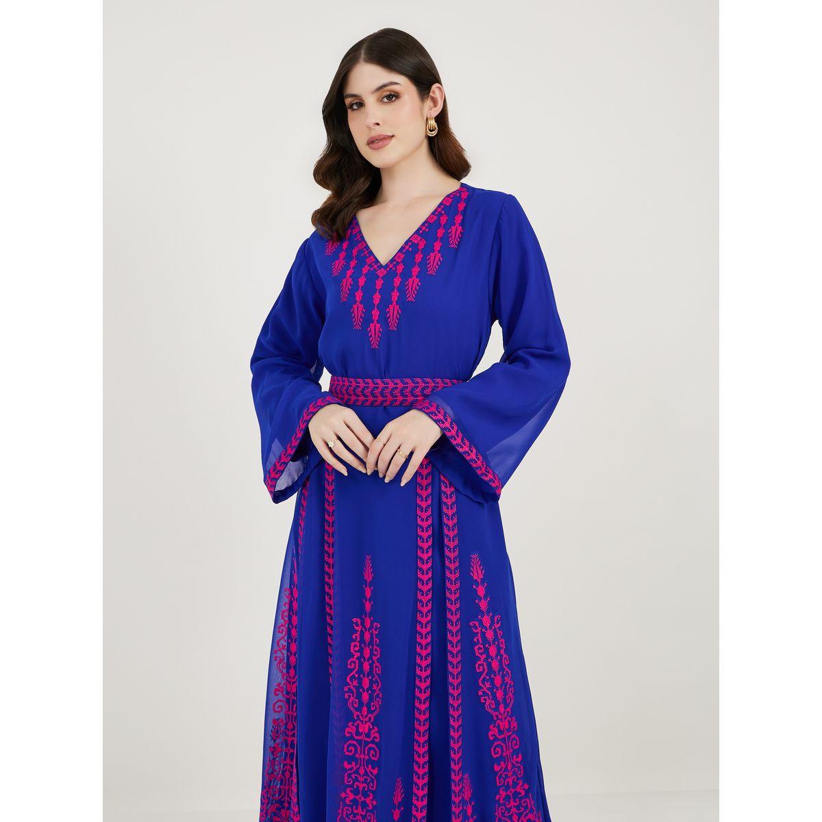 قفطان جورجيت بخيوط ثريد ودرزات ماكسيم كرييشن × ستايلي-women-arabicclothing-kaftan-image-5