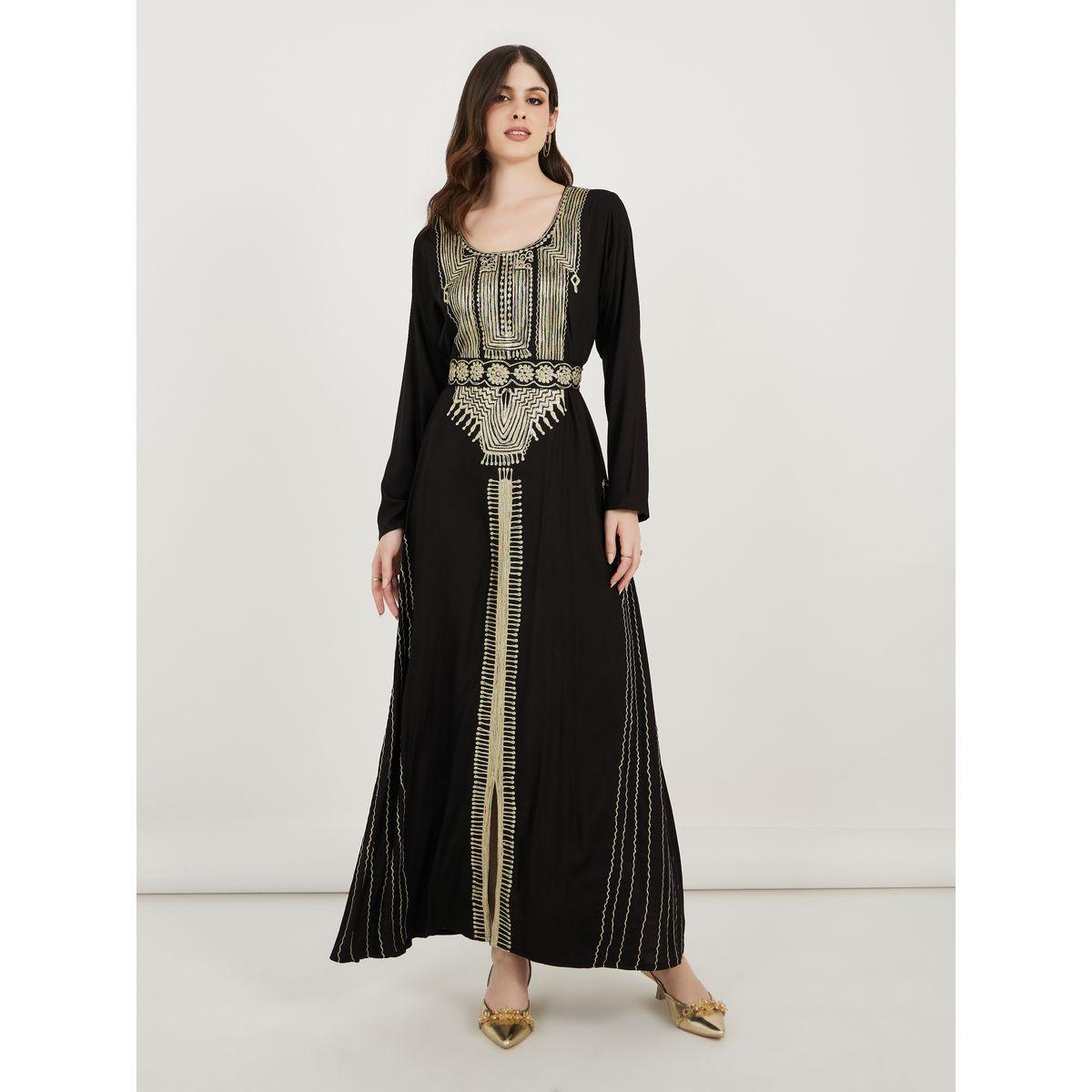 قفطان طويل بياقة سكوب وتفاصيل مُطرّزة ماكسيم كرييشن × ستايلي-women-arabicclothing-kaftan-image-4