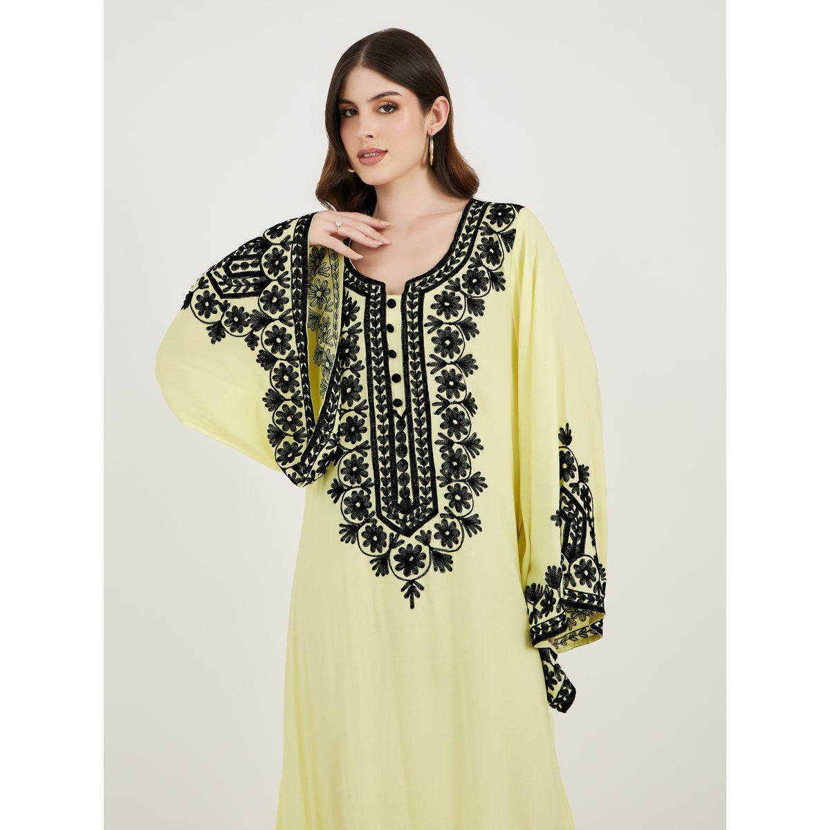قفطان بخيوط ثريد وأكمام فلوت ماكسيم كرييشن × ستايلي-women-arabicclothing-kaftan-image-3