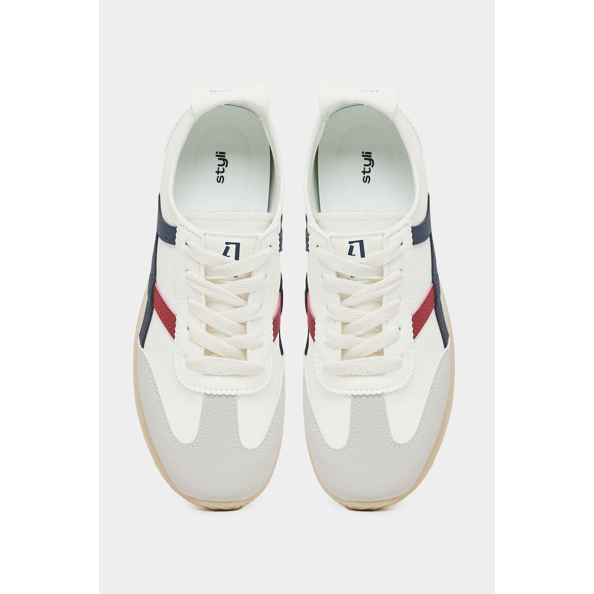 أحذية رياضية مخططة بأربطة-women-shoes-sneakers-image-2