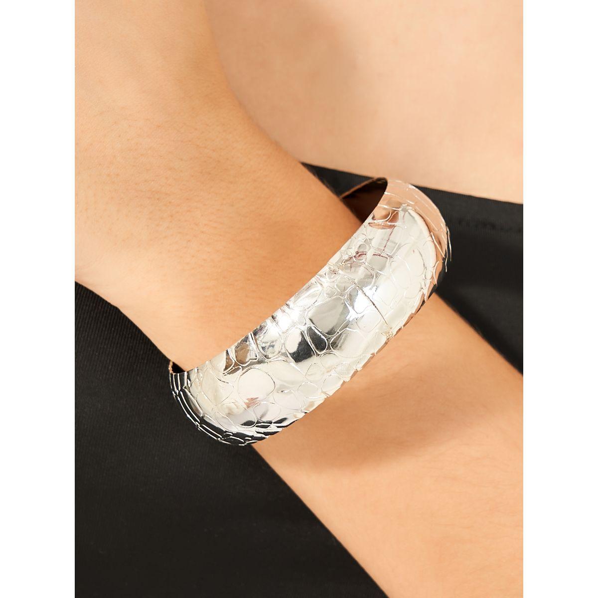 الإسورة المعدنية مكتنزة-women-watchesandjewellery-jewellery-banglesandbracelets-image-1