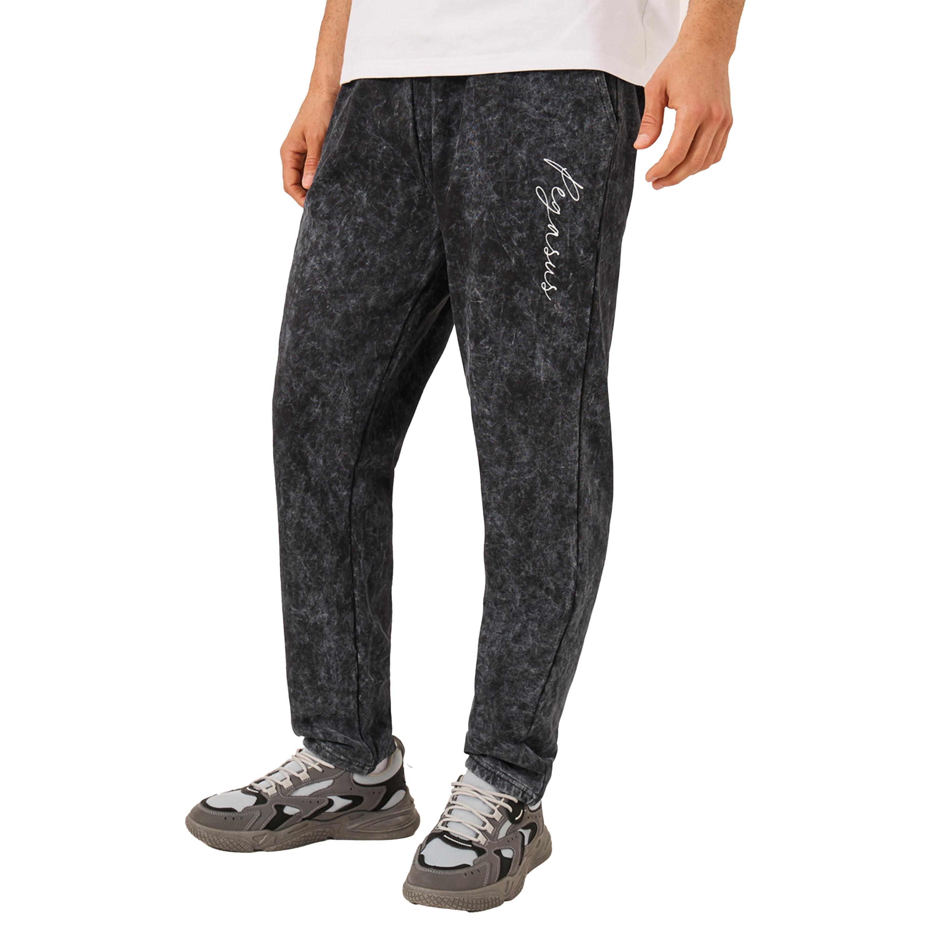 ستايلي - بنطال رياضي من قماش تيري بقصة ضيقة وطبعة شعار مغسول بالحامض-men-clothing-bottoms-joggers-image-3