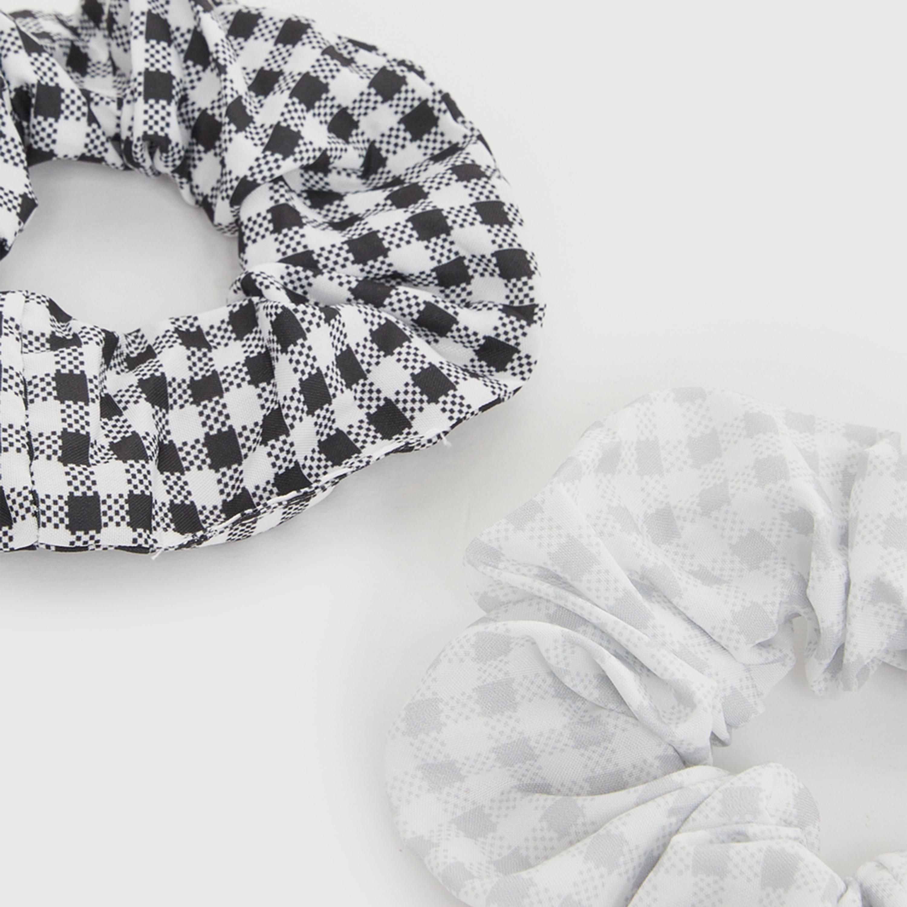 Styli Set of 5 - Elasticated Polka Dot Scrunchie-women-hairaccessories-scrunchies-image-4