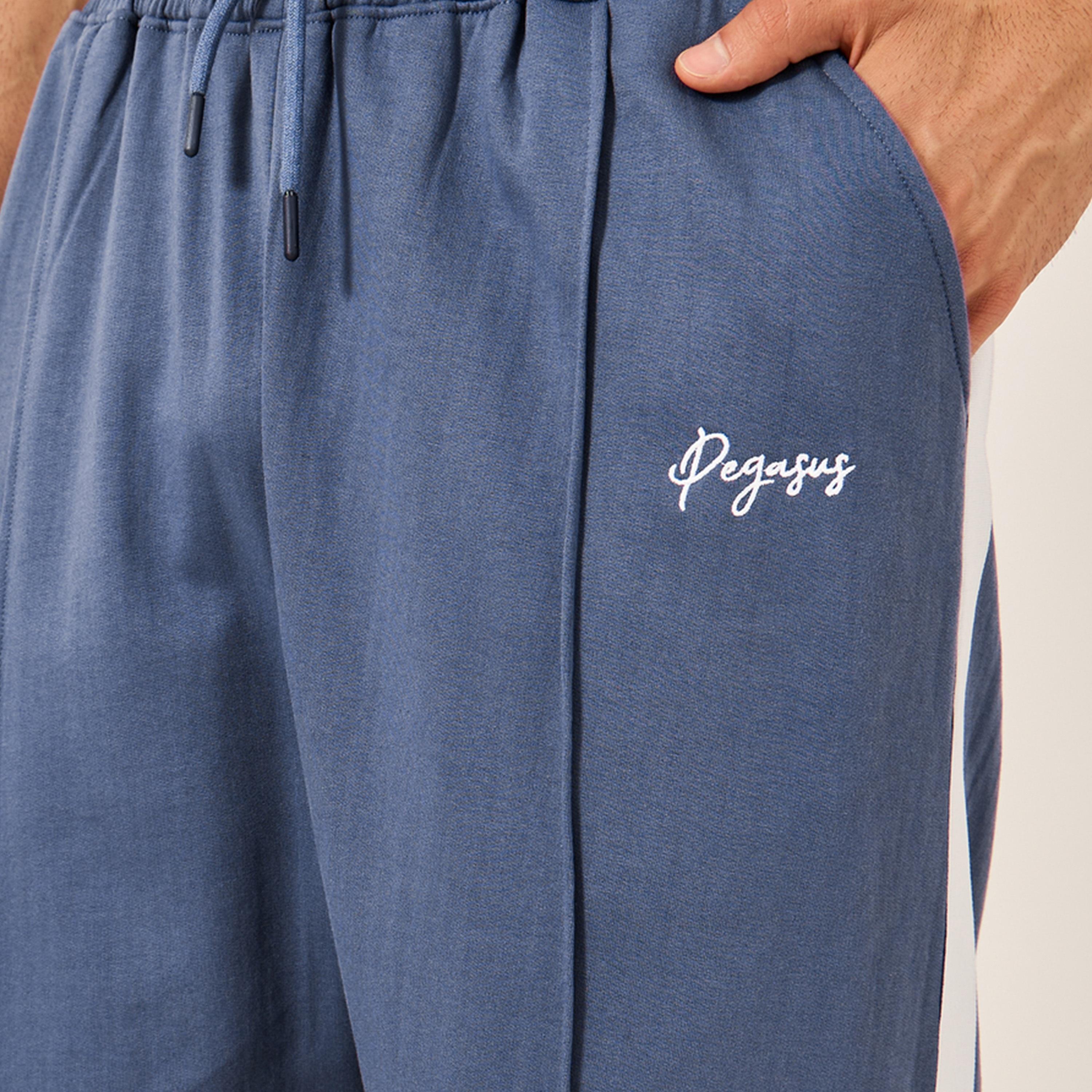 Styli Oversized Wide Tuck Fleece Joggers with Side Stripe and Print Detail-men-clothing-bottoms-joggers-image-3