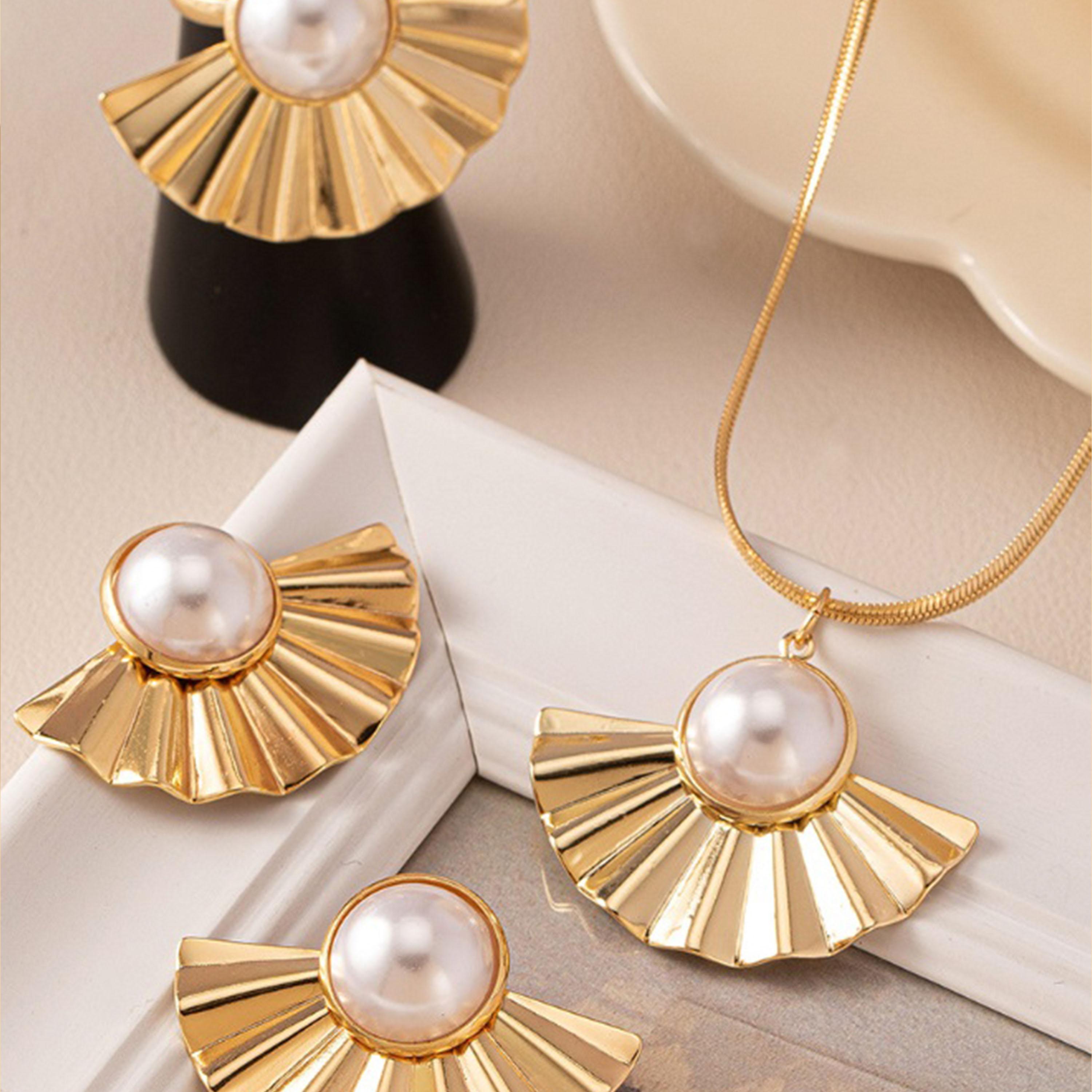 ستايلي - مجموعة من 3 قطع - أقراط وخاتم وسلسال مزين باللؤلؤ-women-watchesandjewellery-jewellery-jewellerysets-image-7