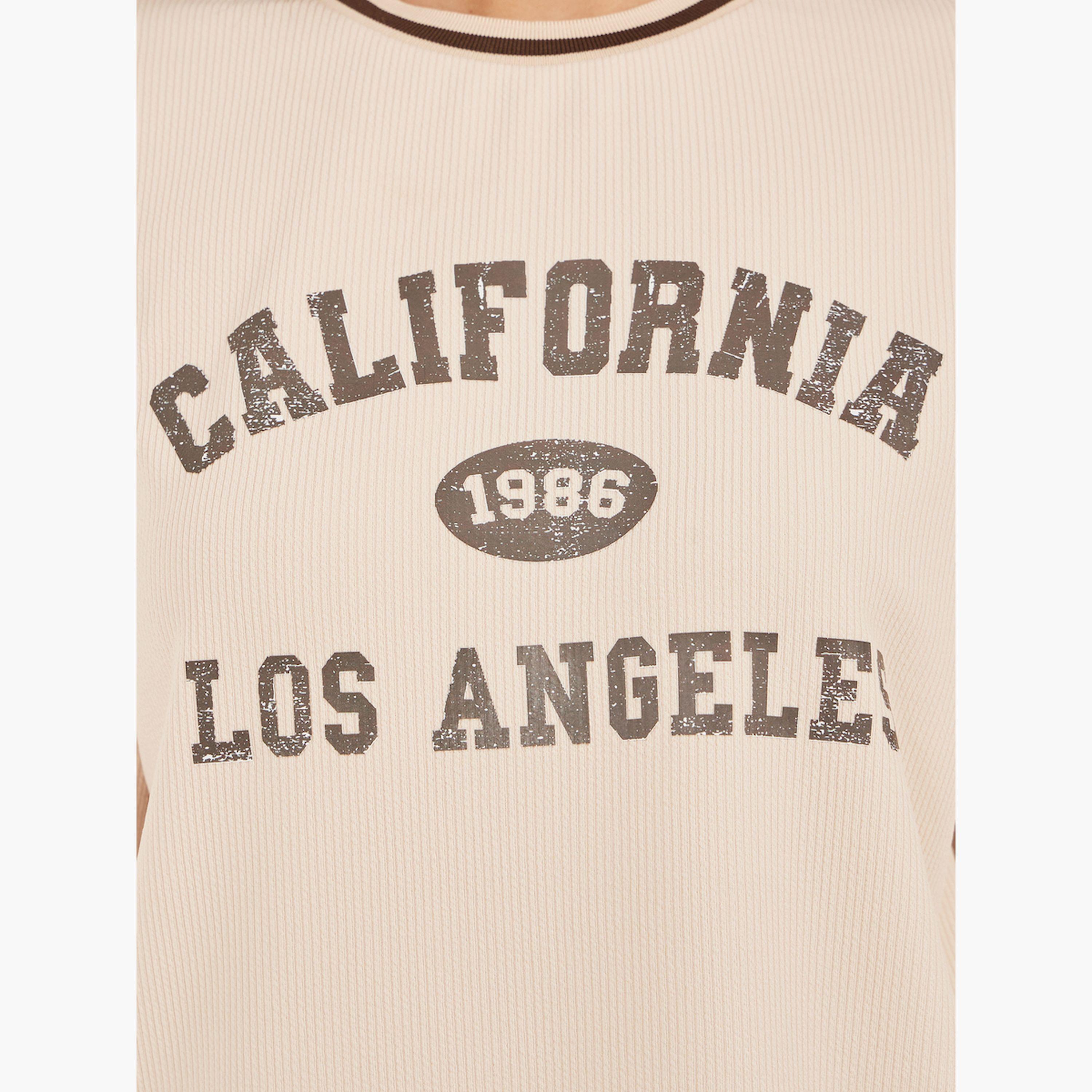 ستايلي -  تي شيرت مقاس كبيربطبعة شعار منقوش-women-clothing-tshirts-image-4