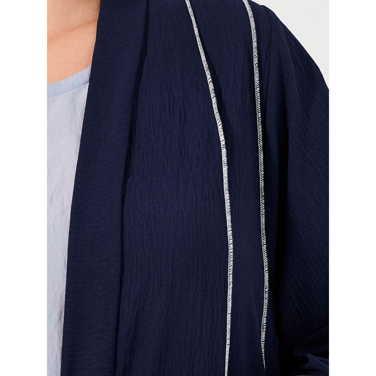 أميرة x ستايلي عباية كريب بتفاصيل درزات-women-arabicclothing-abayas-image-3