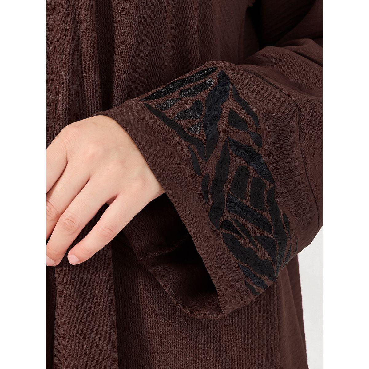 Styli Embroidered Cuff Detail Crepe Abaya with Matching Hijab-women-clothingaccessories-scarves-image-5
