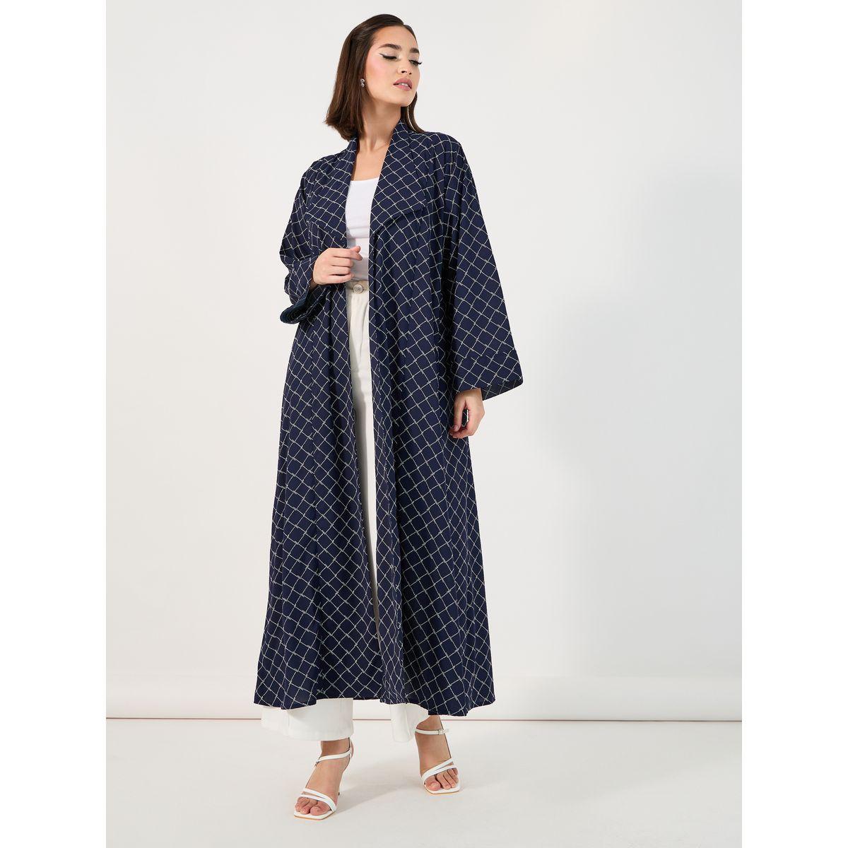 عباية كريب بطبعة هندسية وياقة بنمط شال-women-arabicclothing-abayas-image-1