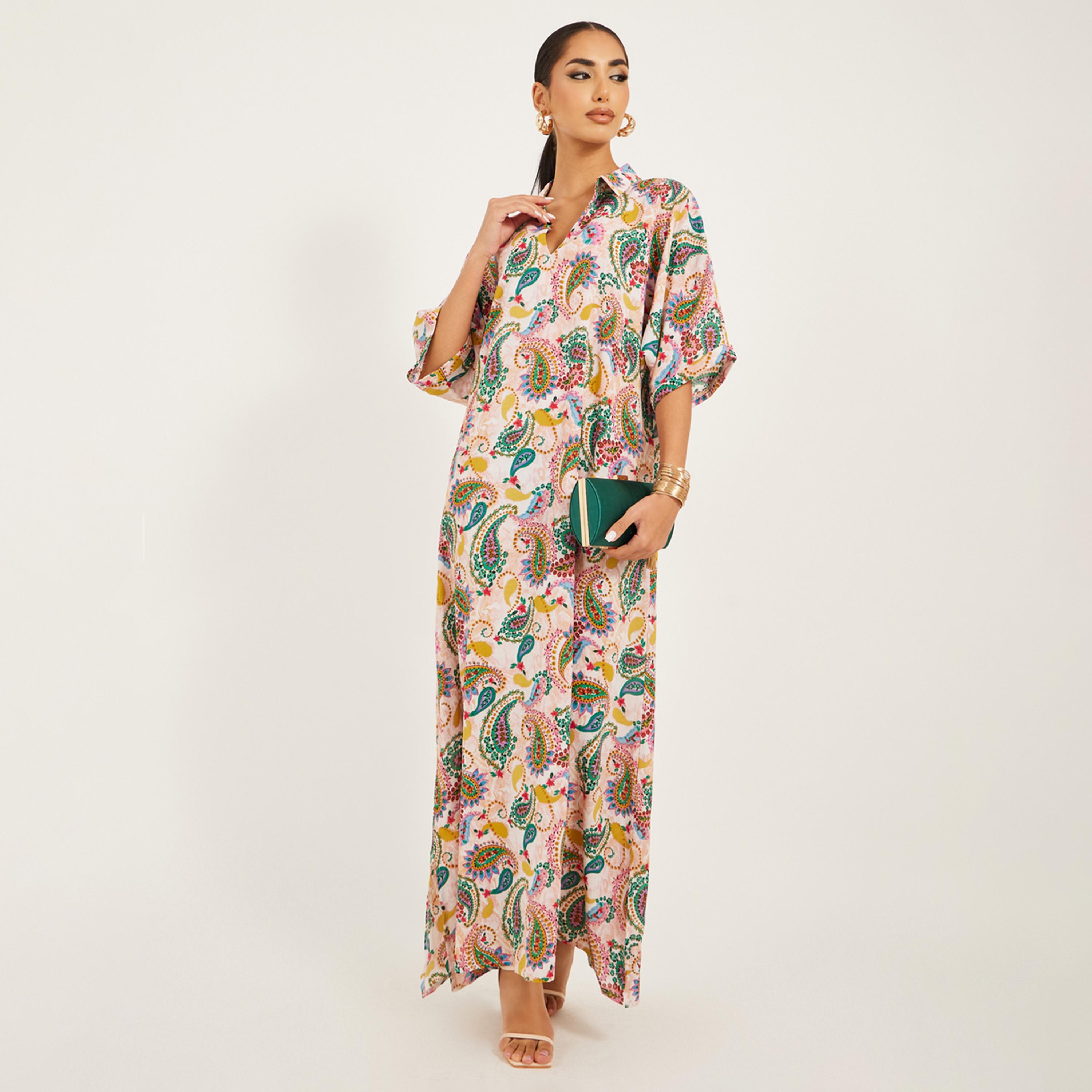 ستايلي - جلابية بتصميم جناح الخفاش بطبعة بيزلي كاملة الأكمام مع ياقة وفتحات جانبية-women-arabicclothing-jalabiyas-image-2