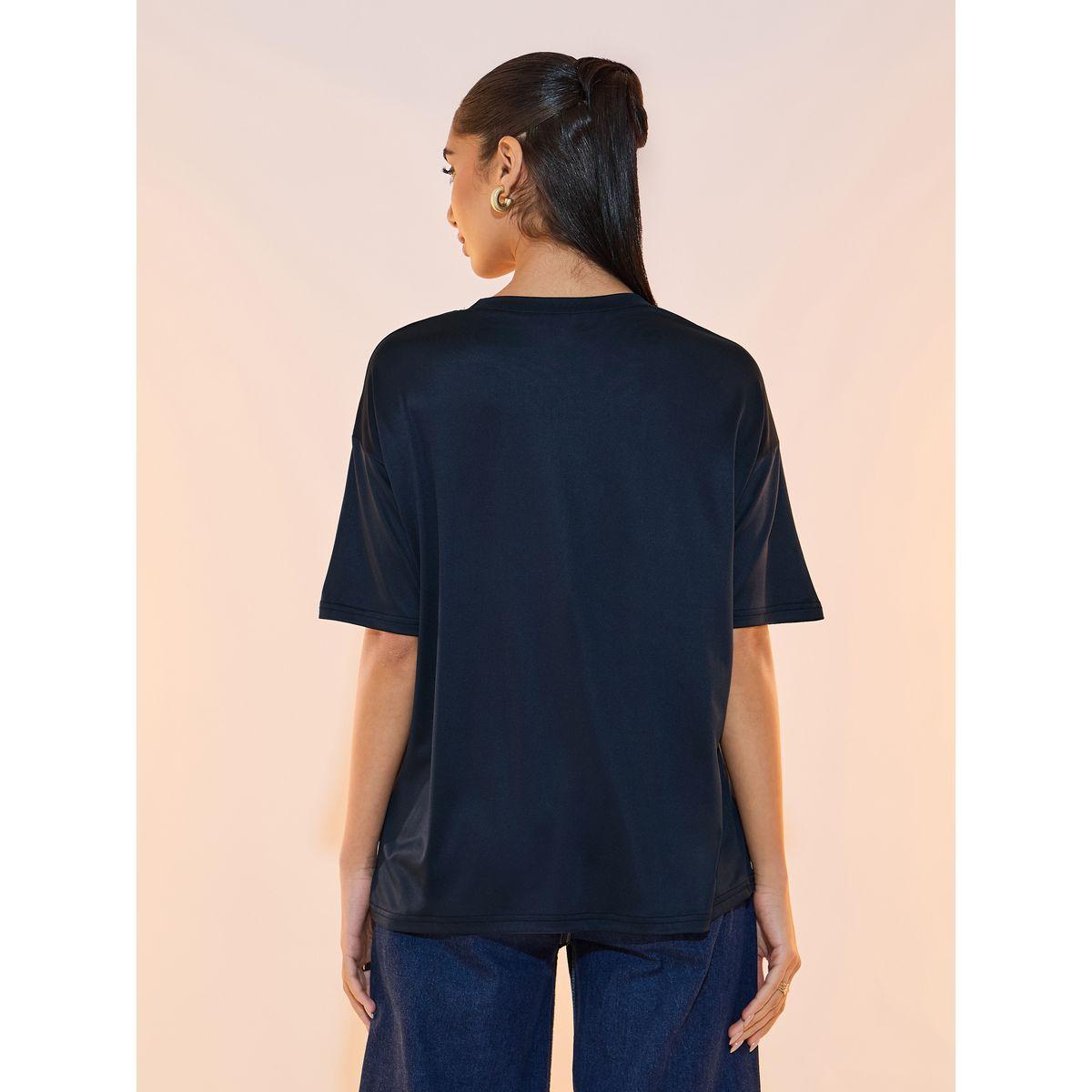 تيشيرت بتفاصيل مُطرّزة وياقة دائرية مع أكمام قصيرة-women-clothing-tshirts-image-4
