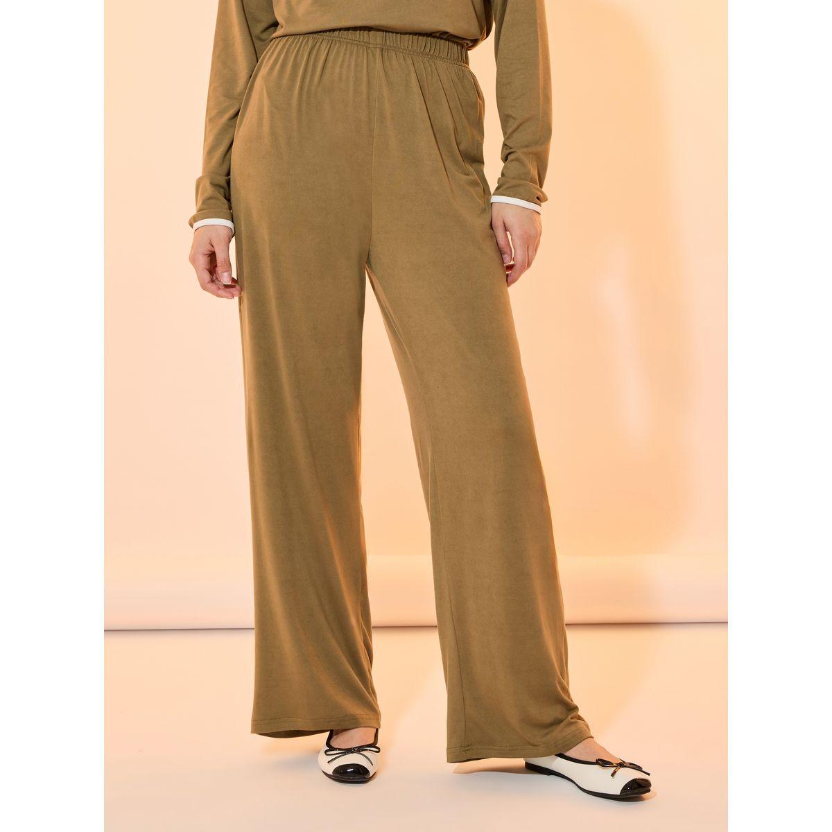 طقم منسق من بنطال مع بلوزة بتفاصيل مُتباينة-women-clothing-coordsets-image-2