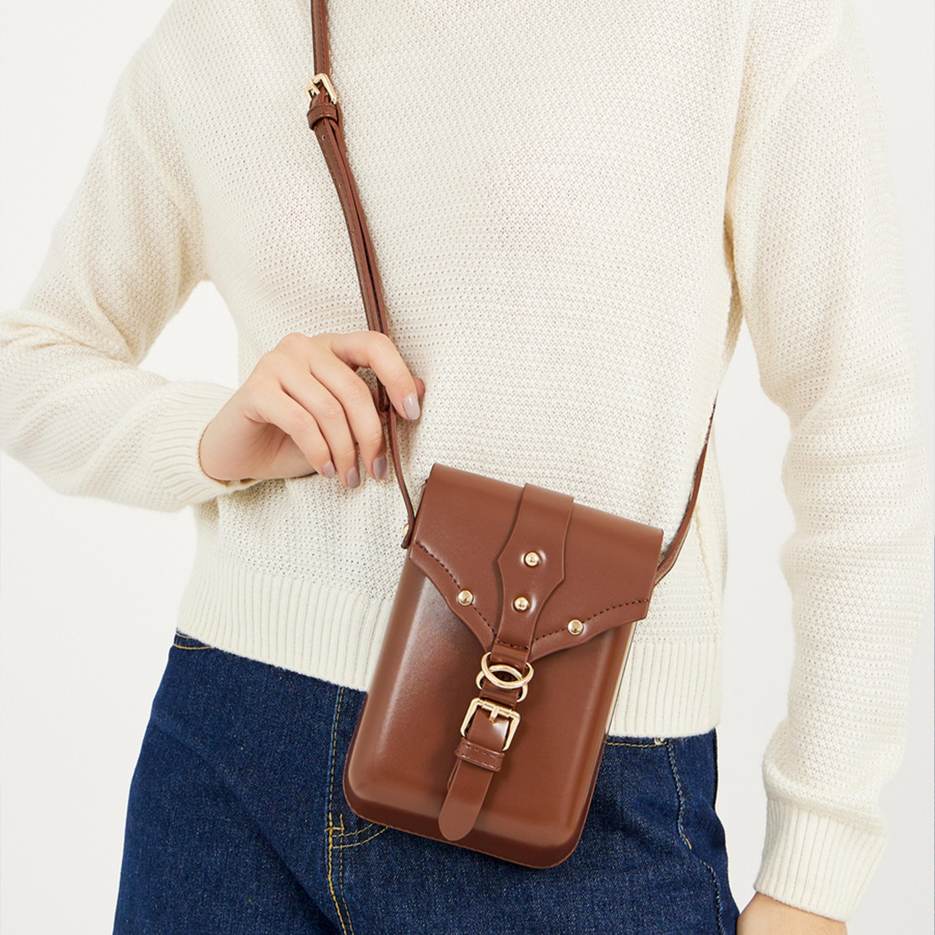 ستايلي - حقيبة كروس بودي مزينة بإبزيم مع قفل مغناطيسي-women-bagsandwallets-handbags-image-2