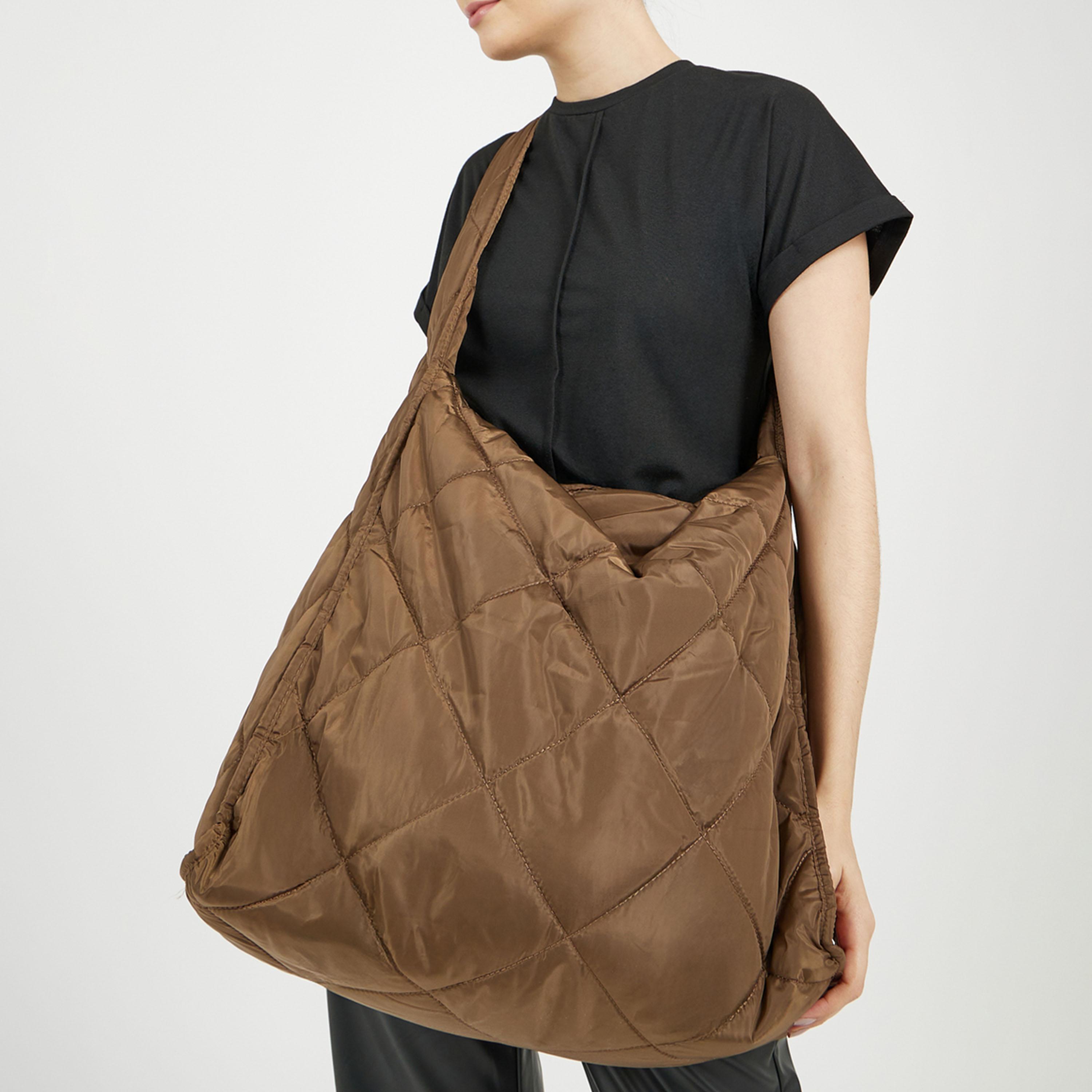 ستايلي - حقيبة كتف مبطنة بنمط ماسي مع إغلاق بسحاب-women-bagsandwallets-handbags-image-4